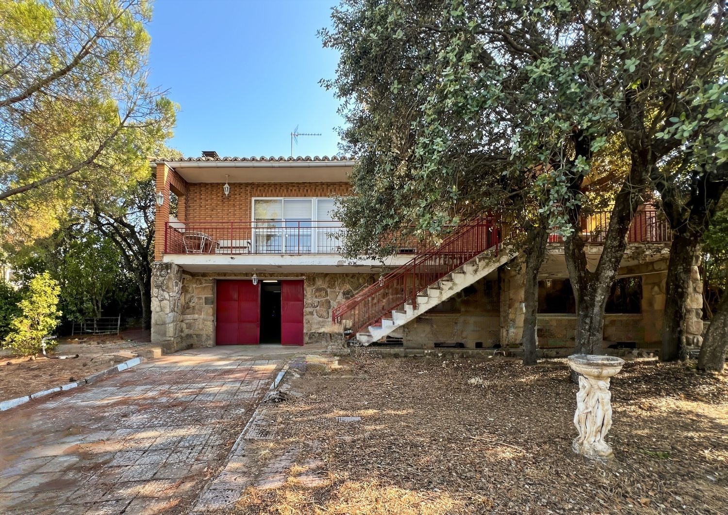 Chalet individual en venta, Cotos de Monterrey, Madrid