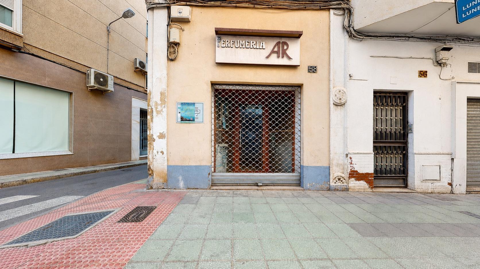 Edificio en venta, Almería, Almería