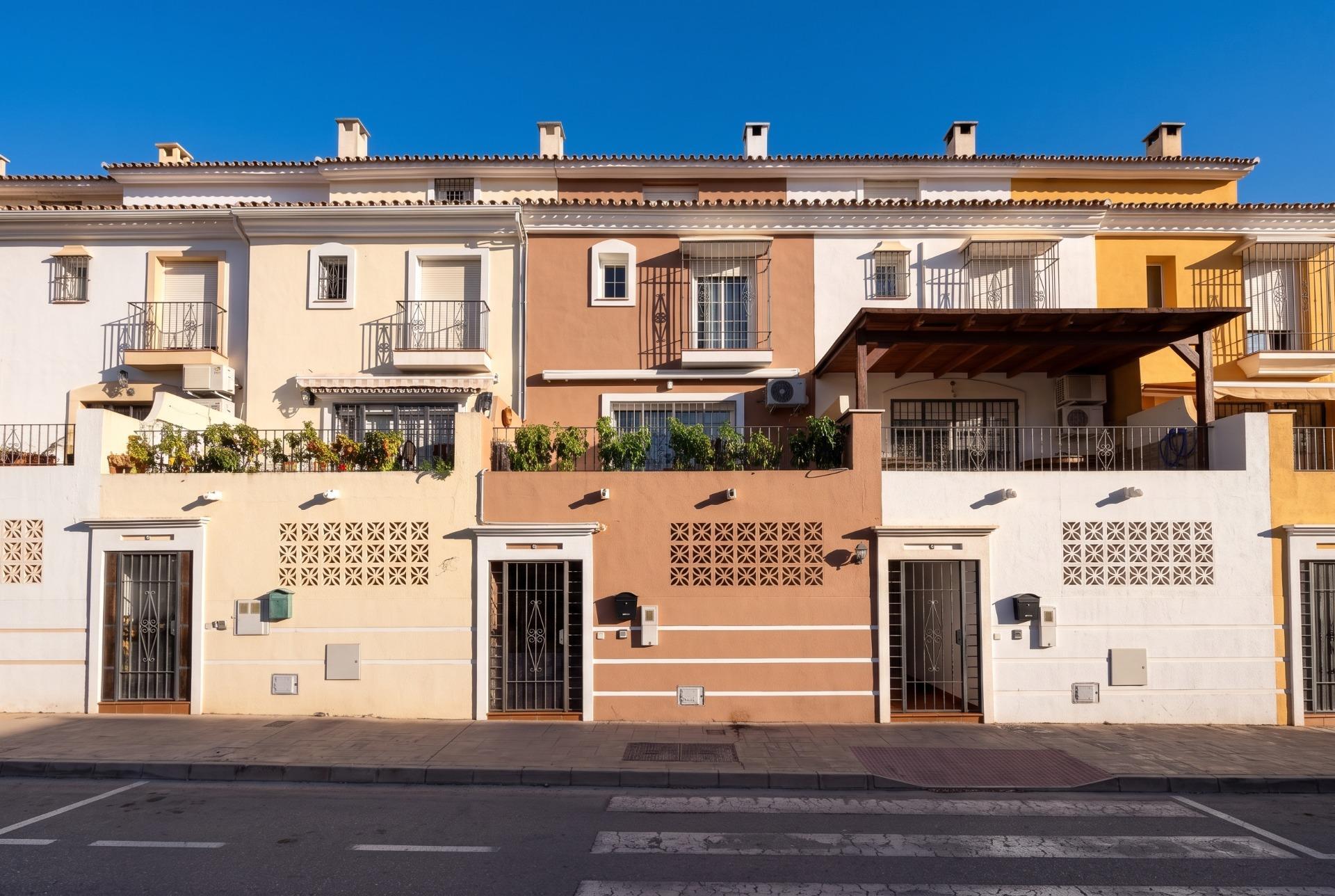 Chalet adosado en venta, Coín, Málaga