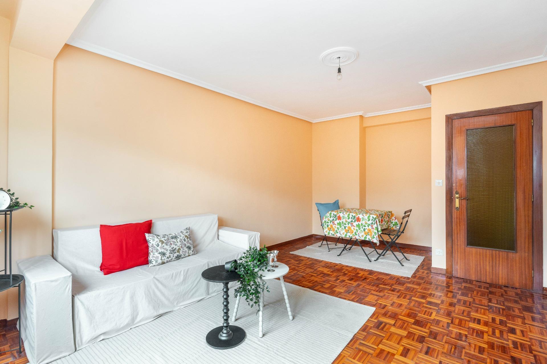 Piso en venta, San Martín del Rey Aurelio, Asturias