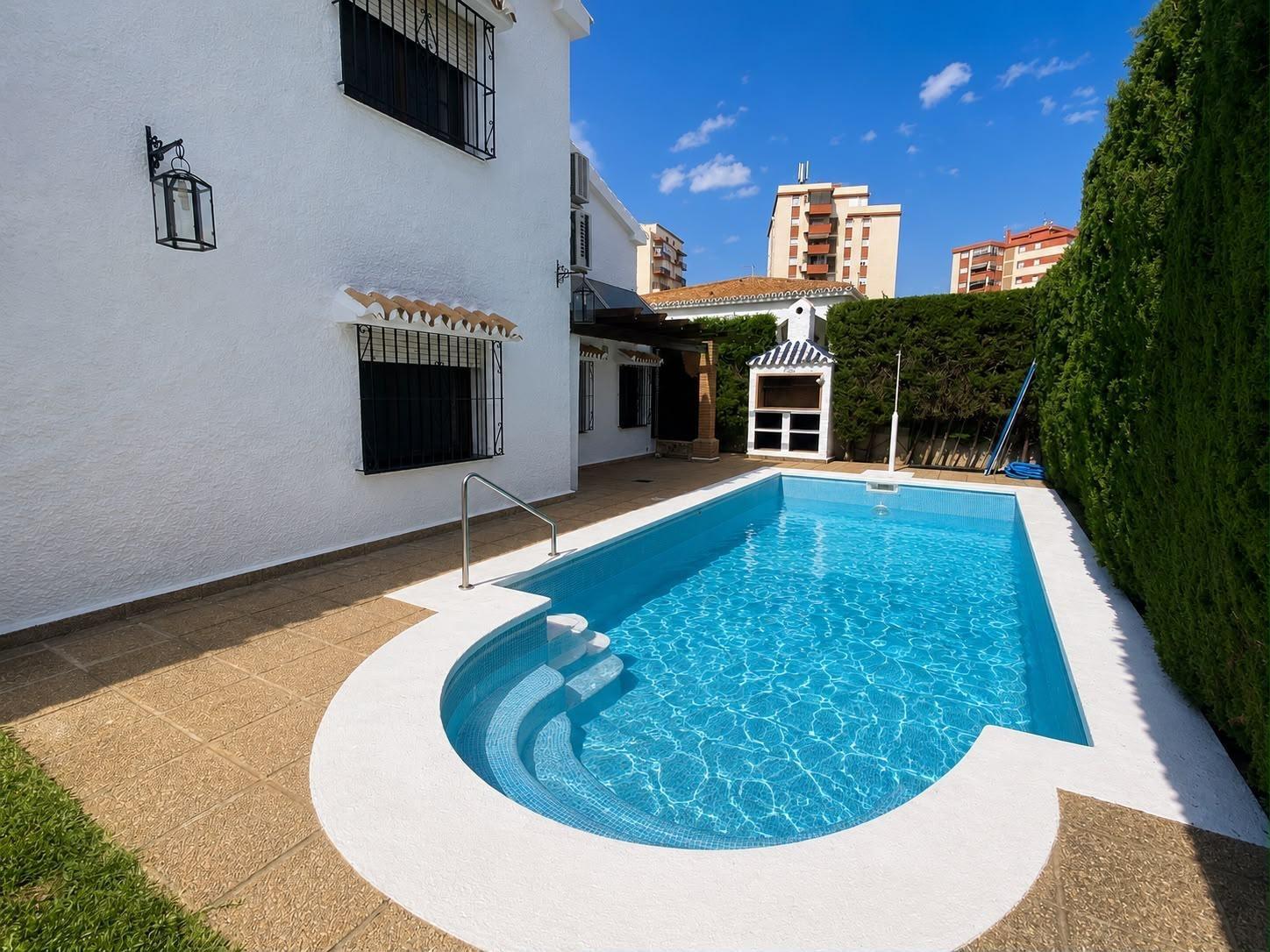 Chalet individual en venta, Fuengirola, Málaga