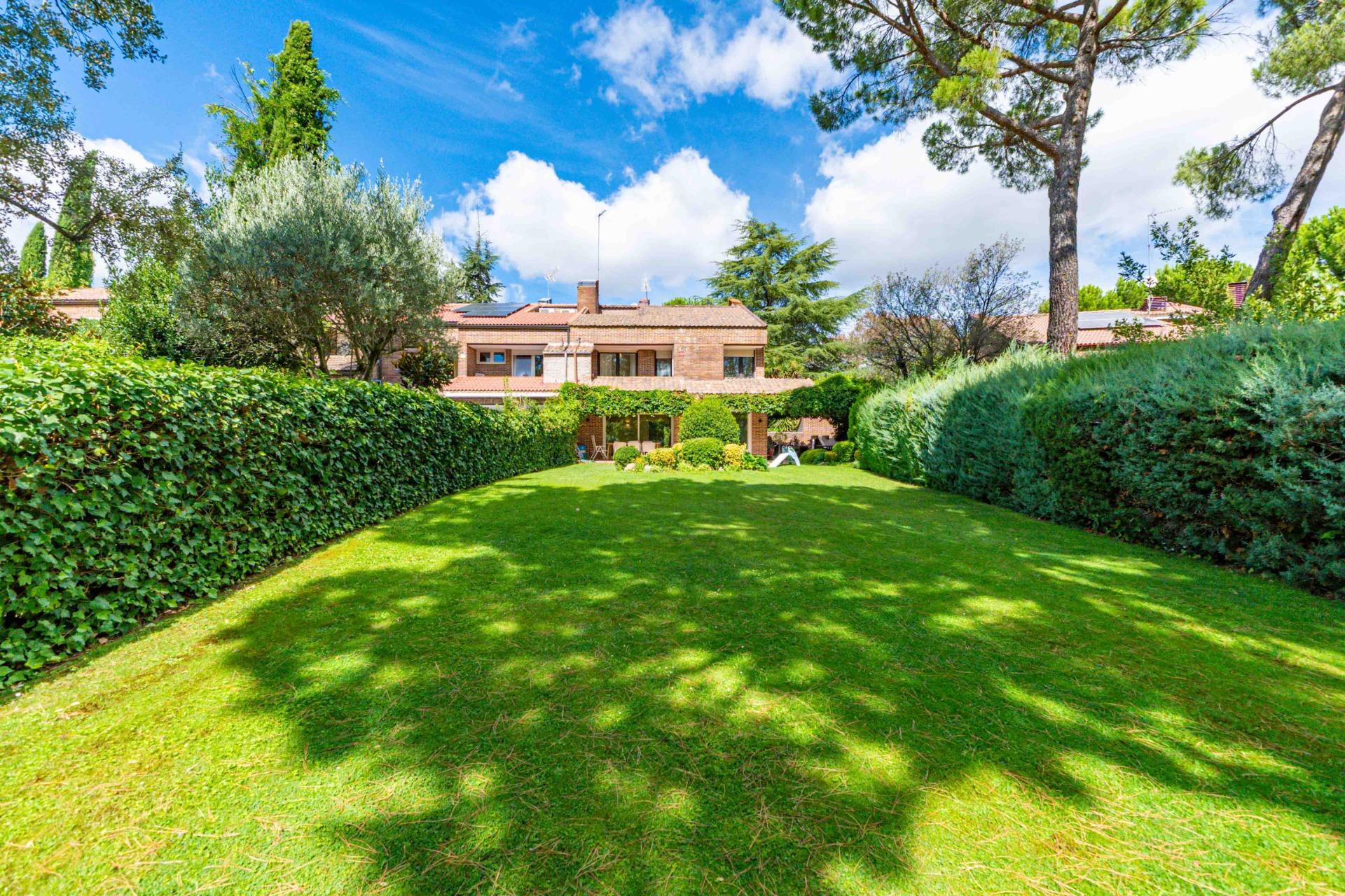 Casa en alquiler en Boadilla Del Monte, Madrid 53/63