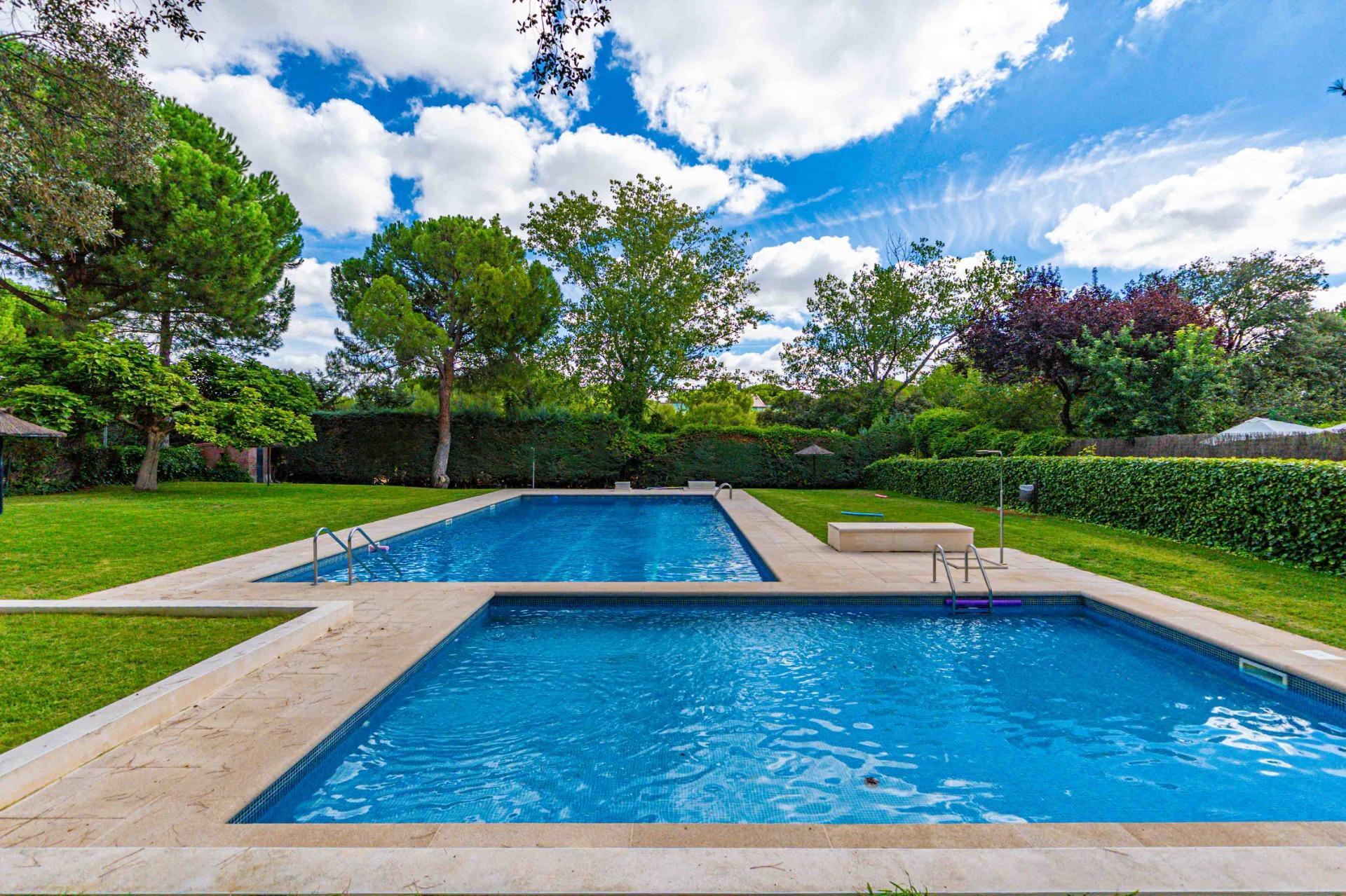 Casa en alquiler en Boadilla Del Monte, Madrid 59/63