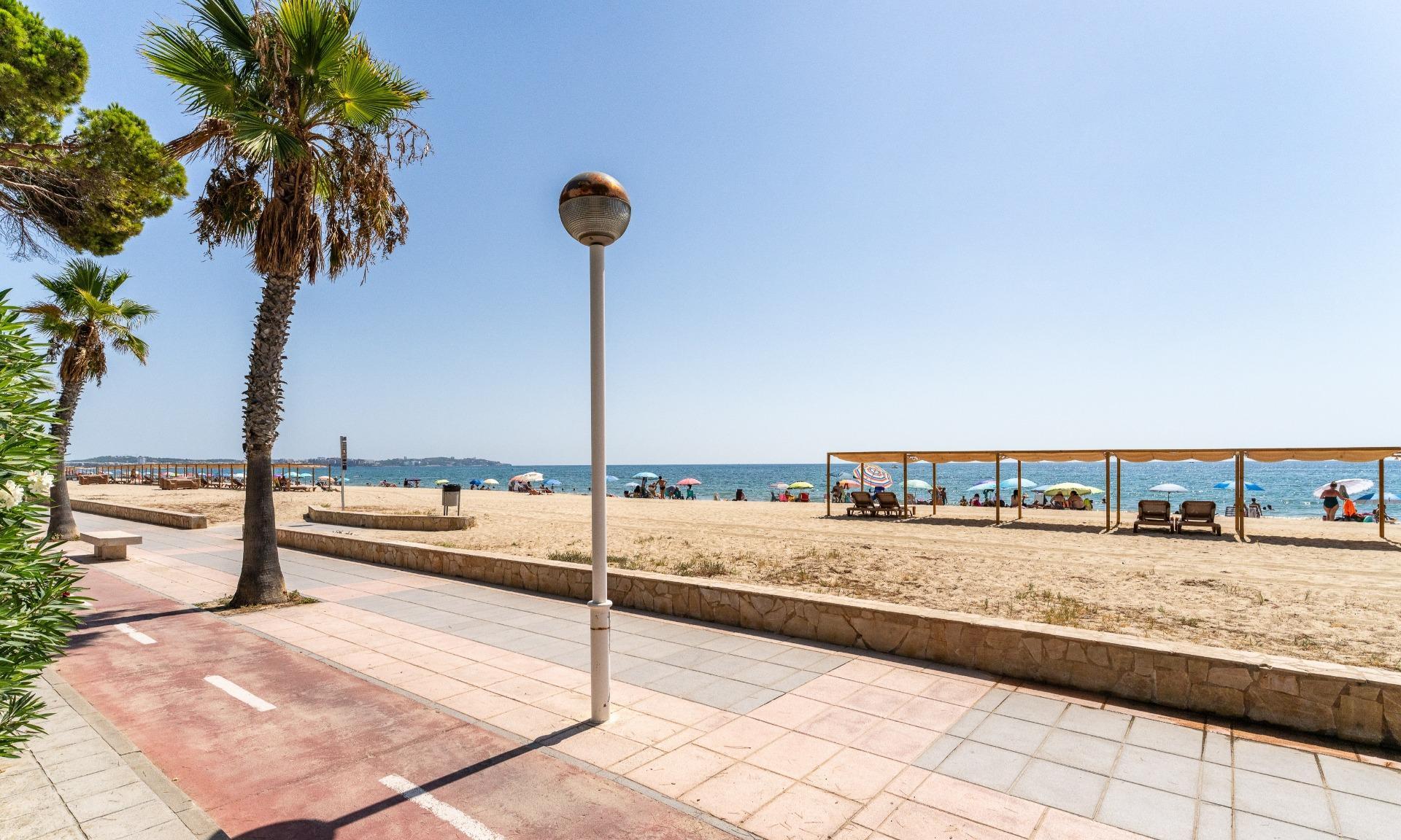 Casa en alquiler  Cambrils, Tarragona  8/56