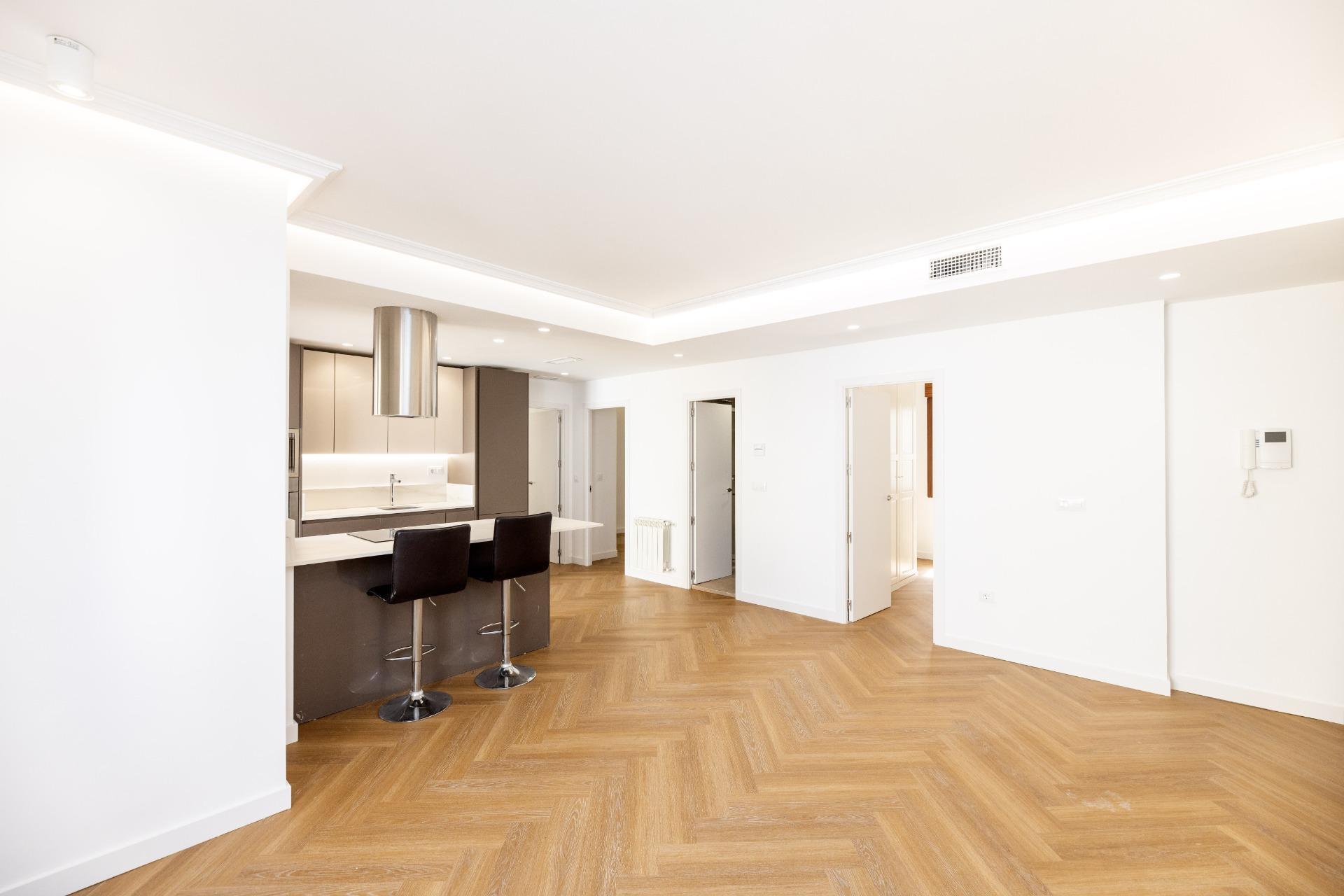 Piso en venta en calle Alcala, 189, Madrid 7/32