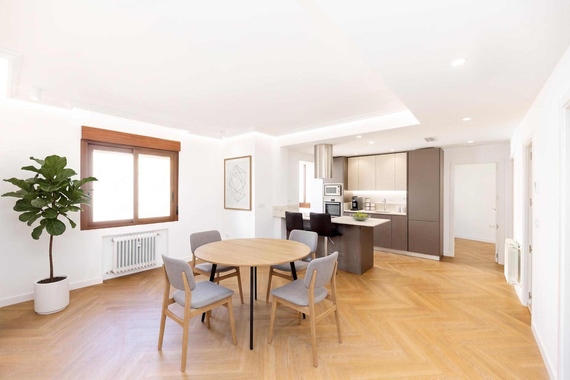 Piso en venta en calle Alcala, 189, Madrid 10/32