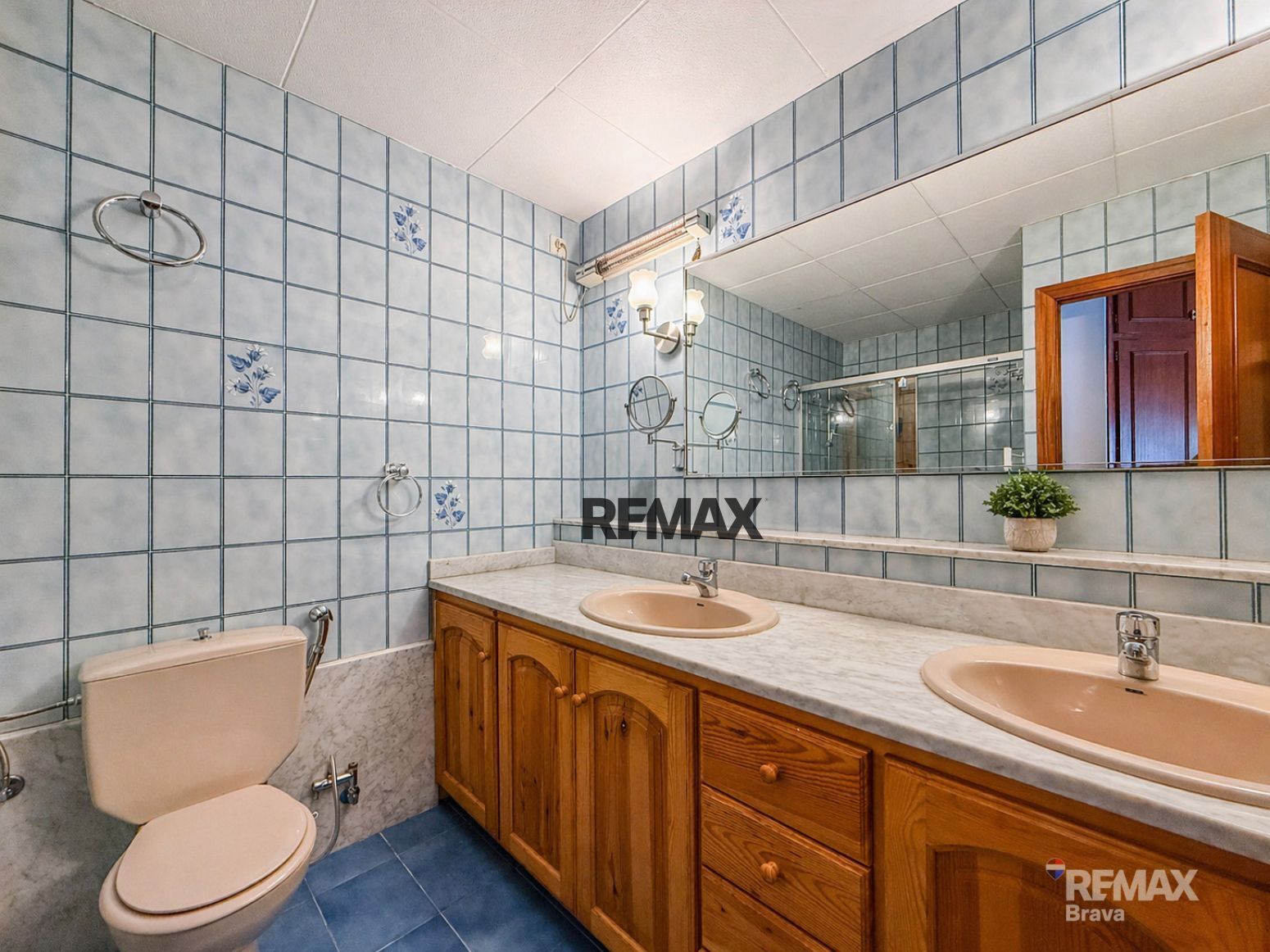Edificios-Venta-Roses-2410833-Foto-25