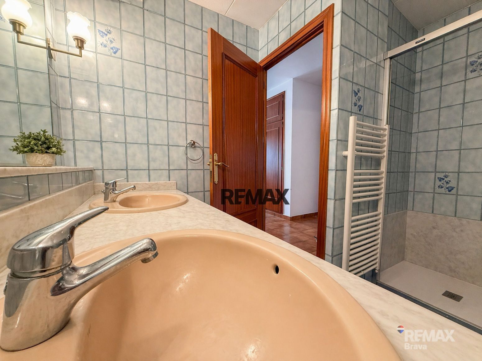 Edificios-Venta-Roses-2410833-Foto-26