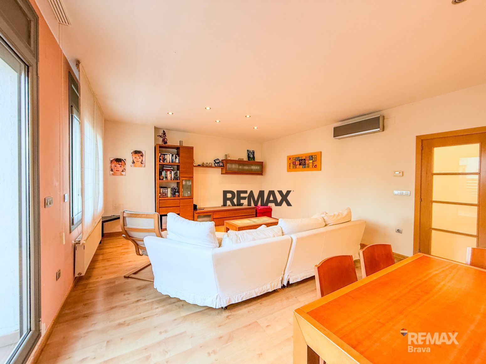 Edificios-Venta-Roses-2410833-Foto-48