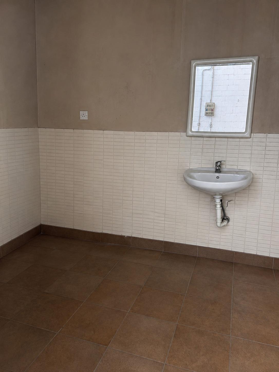 Naves-Venta-Chiclana de la Frontera-2410923-Foto-6