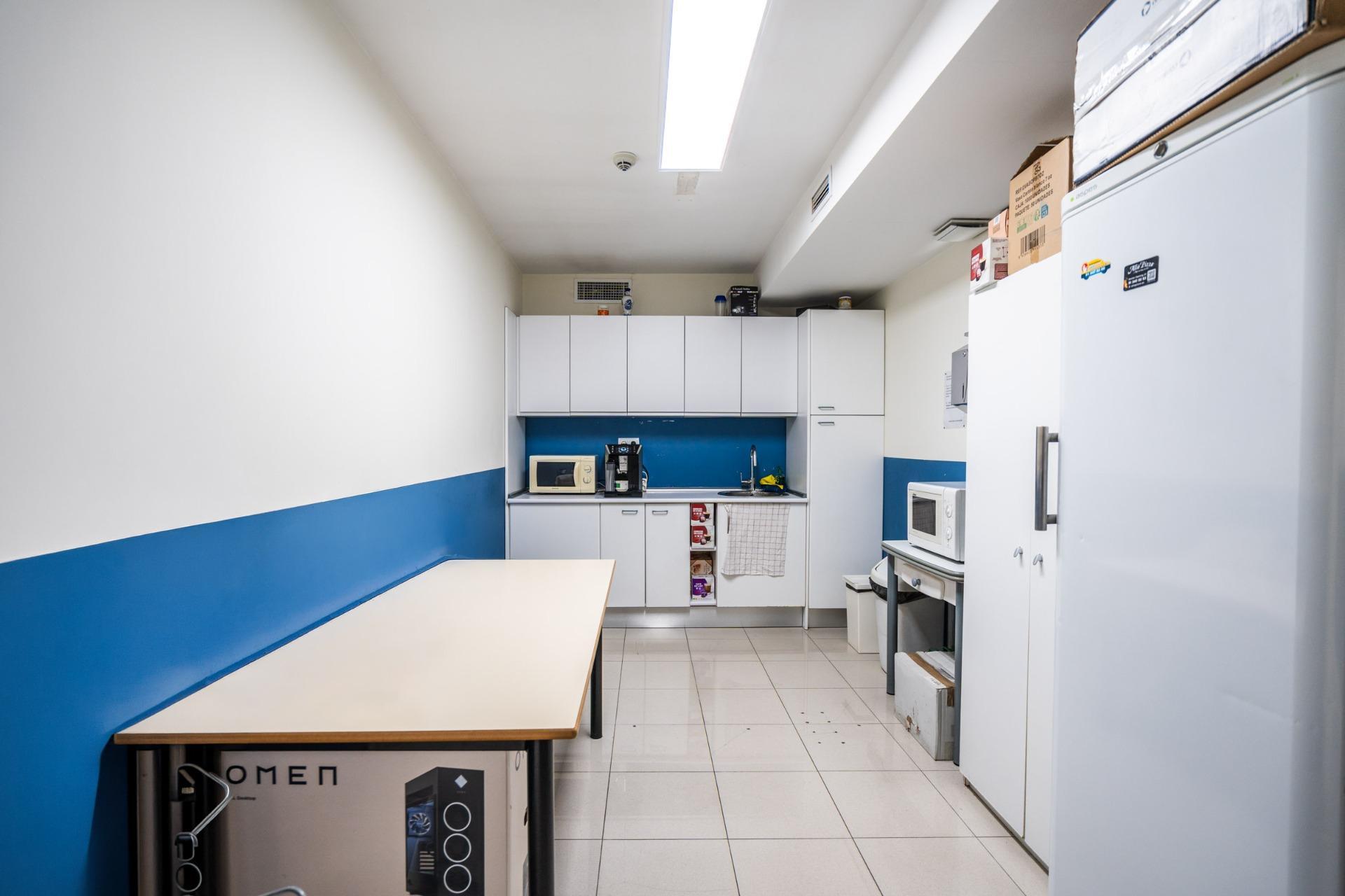 Oficinas-Venta-Madrid-2411208-Foto-12