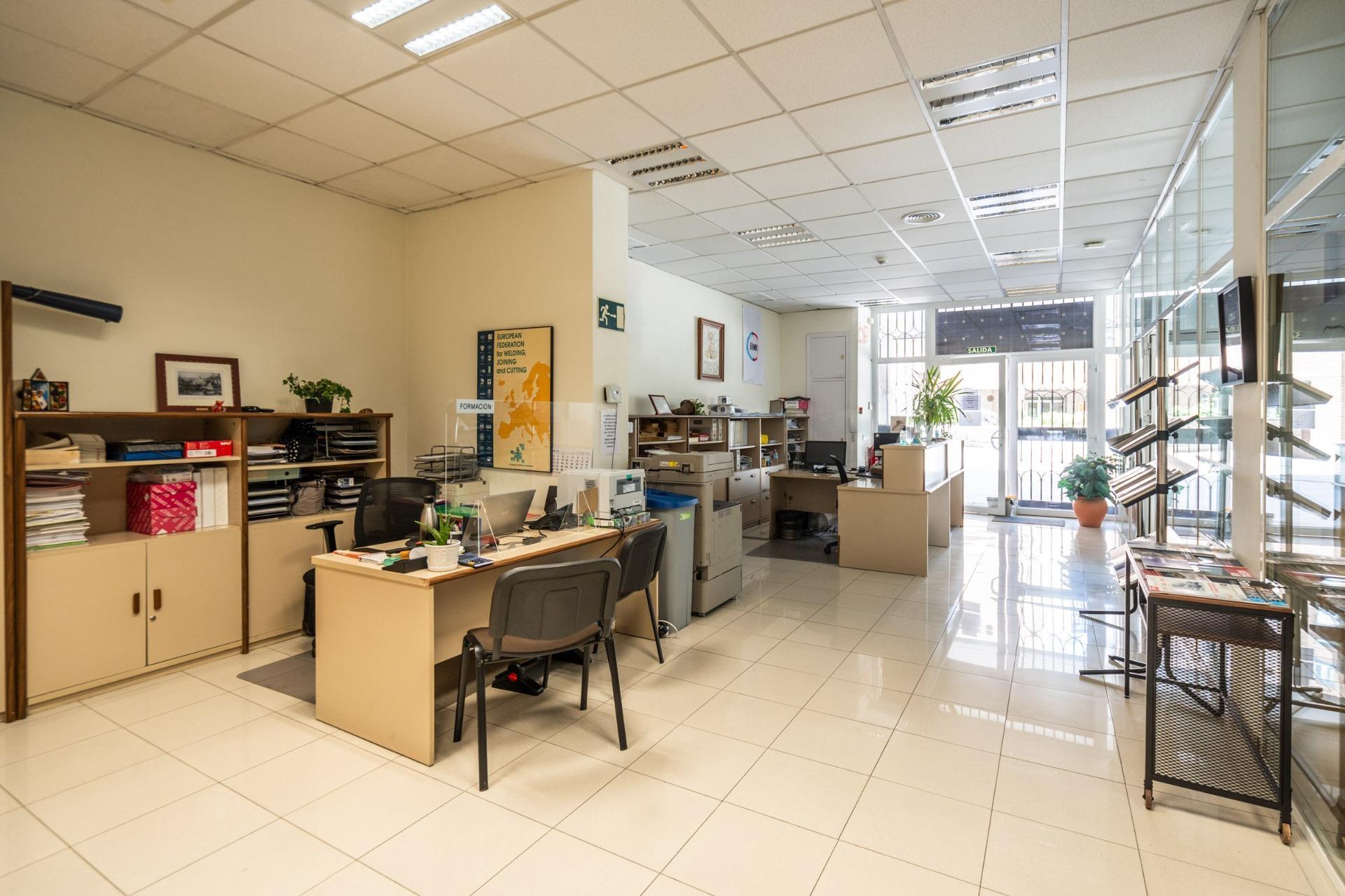 Oficinas-Venta-Madrid-2411208-Foto-15