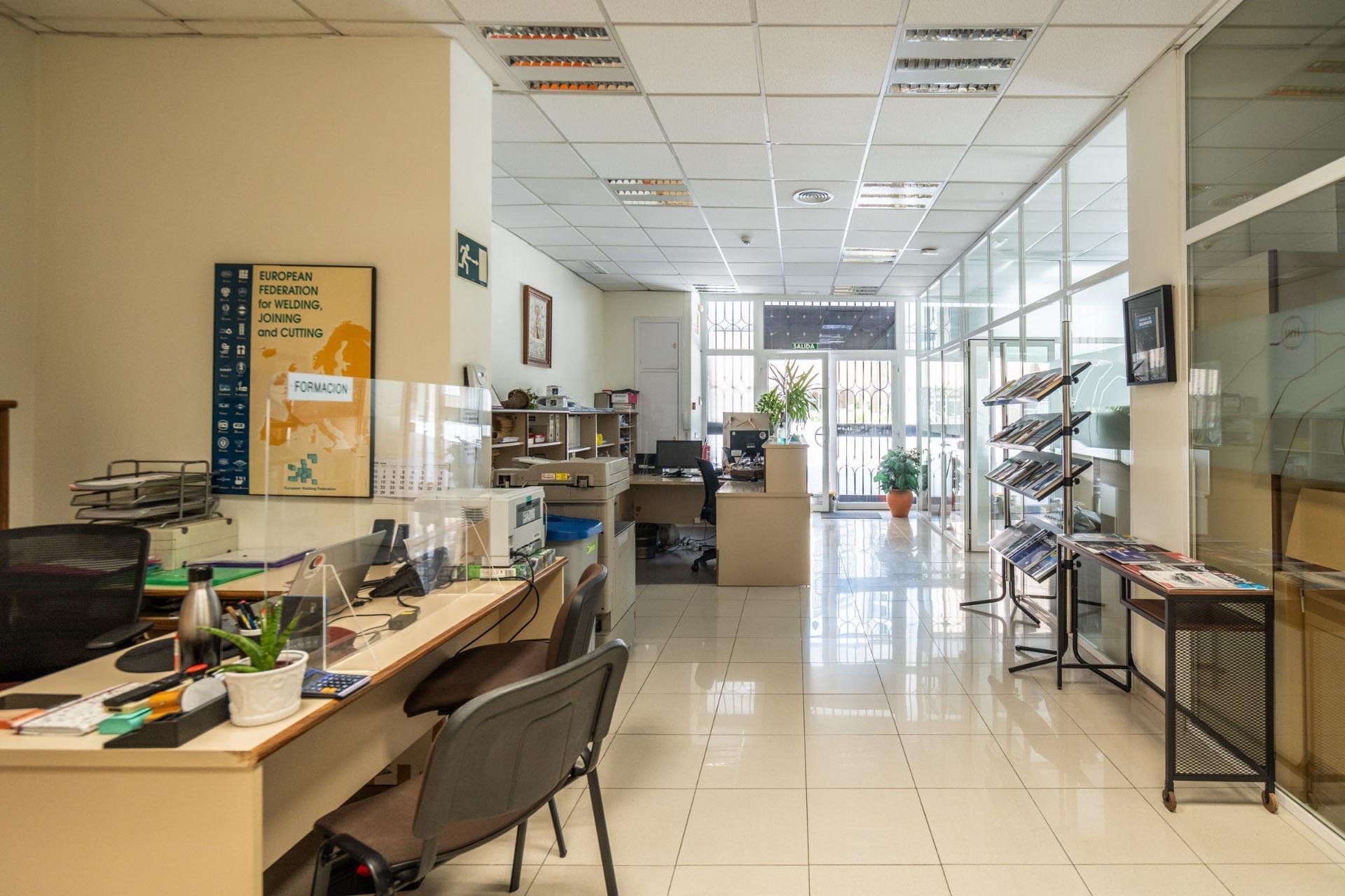 Oficinas-Venta-Madrid-2411208-Foto-16