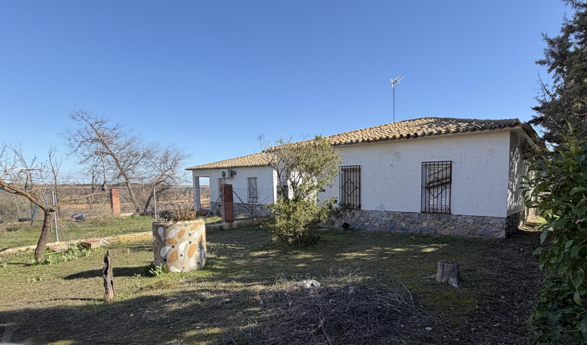 Casa en venta  Villafranca de los Caballeros  30/53