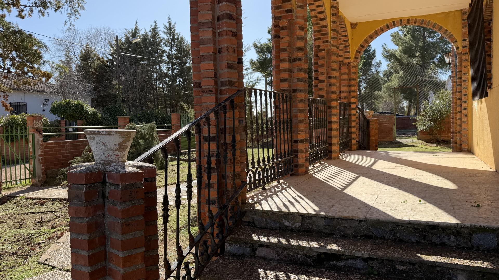 Casa en venta  Villafranca de los Caballeros  39/62