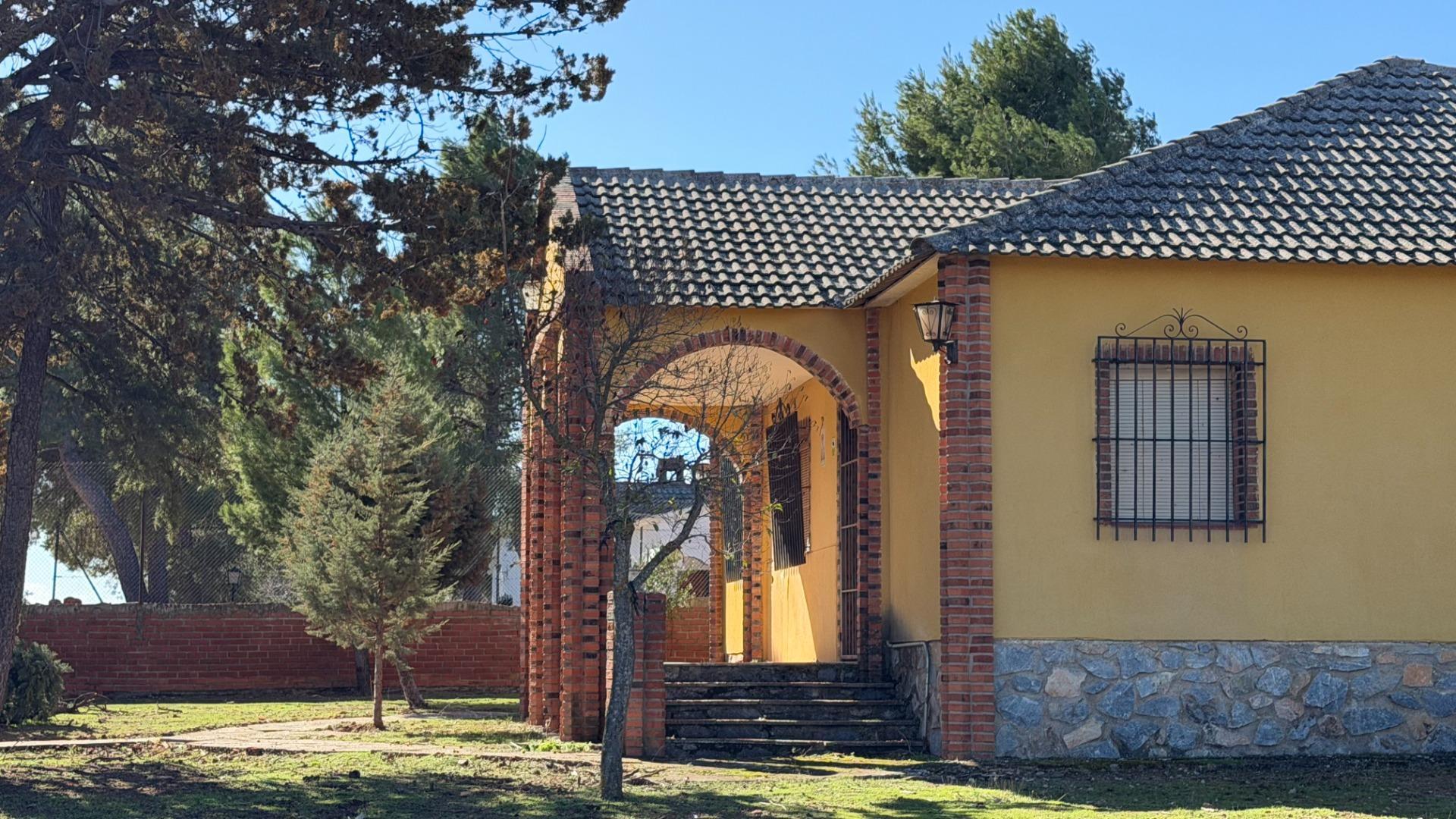 Casa en venta  Villafranca de los Caballeros  40/62