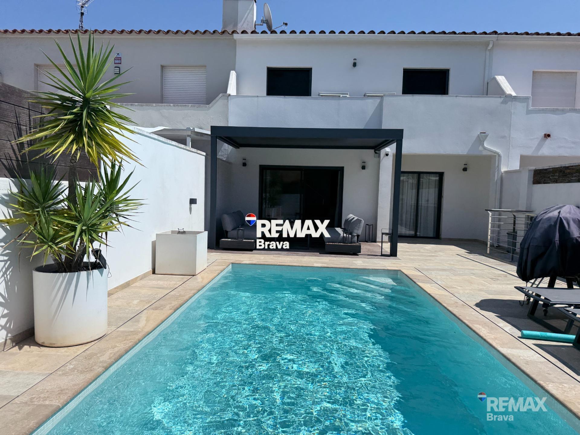 Casas o chalets-Venta-Castelló d?Empúries-2411076