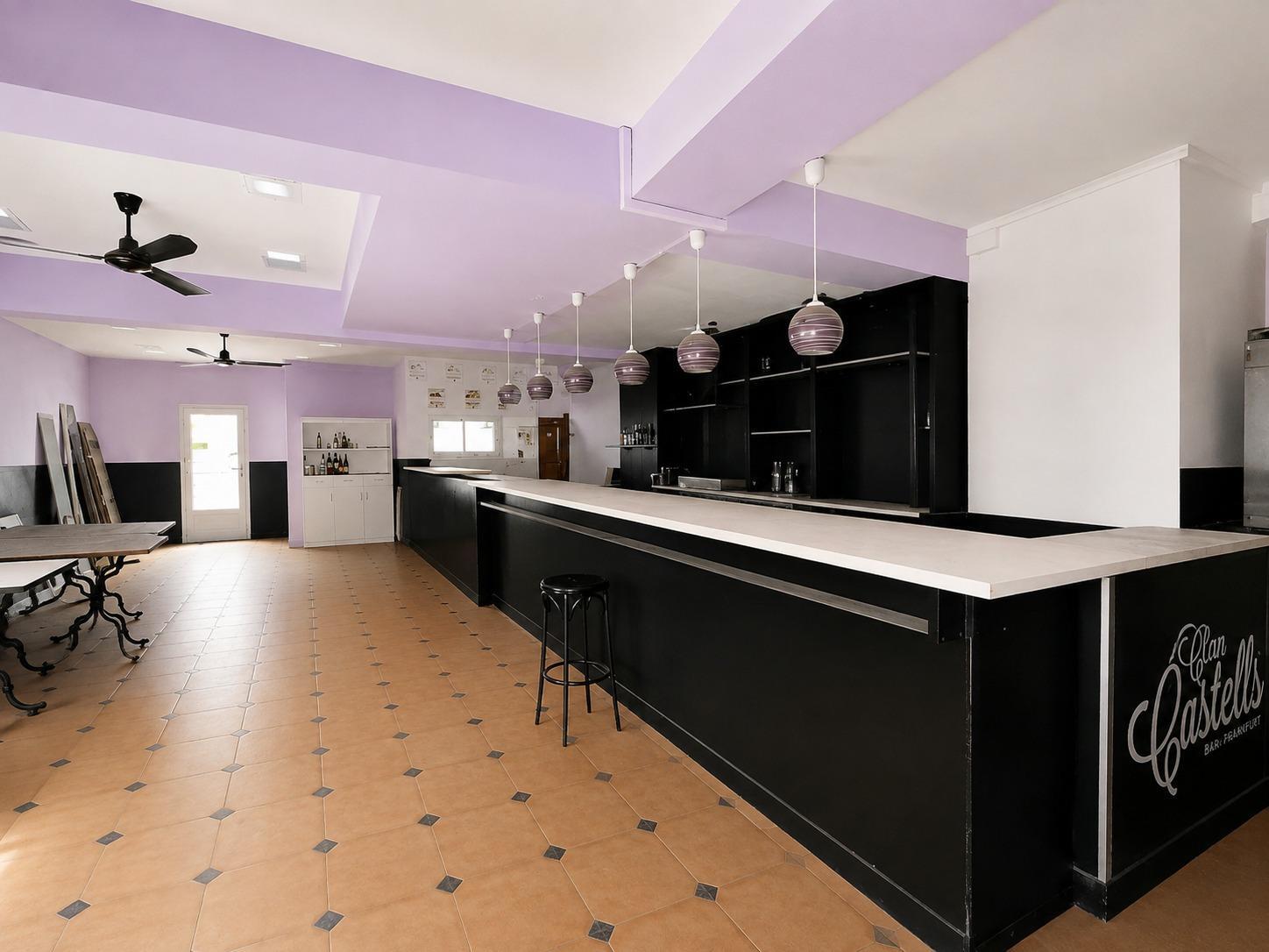 Negocios-Venta-Montcada i Reixac-2411079-Foto-2