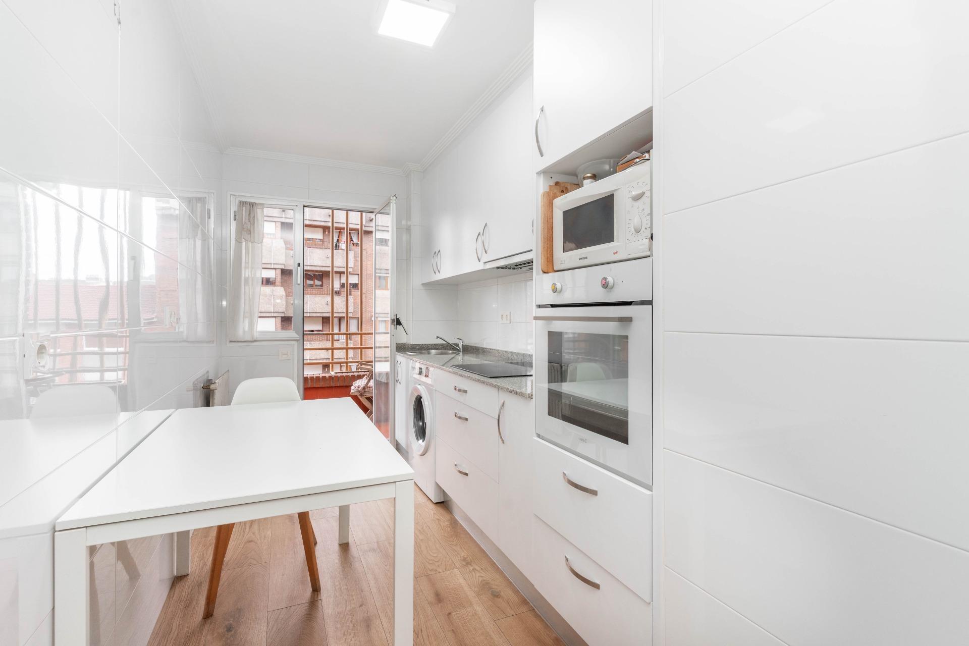 Pisos-Venta-Oviedo-2411175-Foto-6