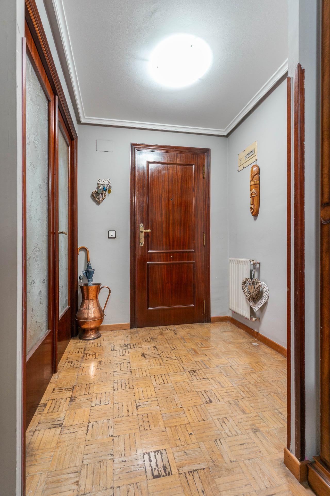Pisos-Venta-Oviedo-2411175-Foto-11