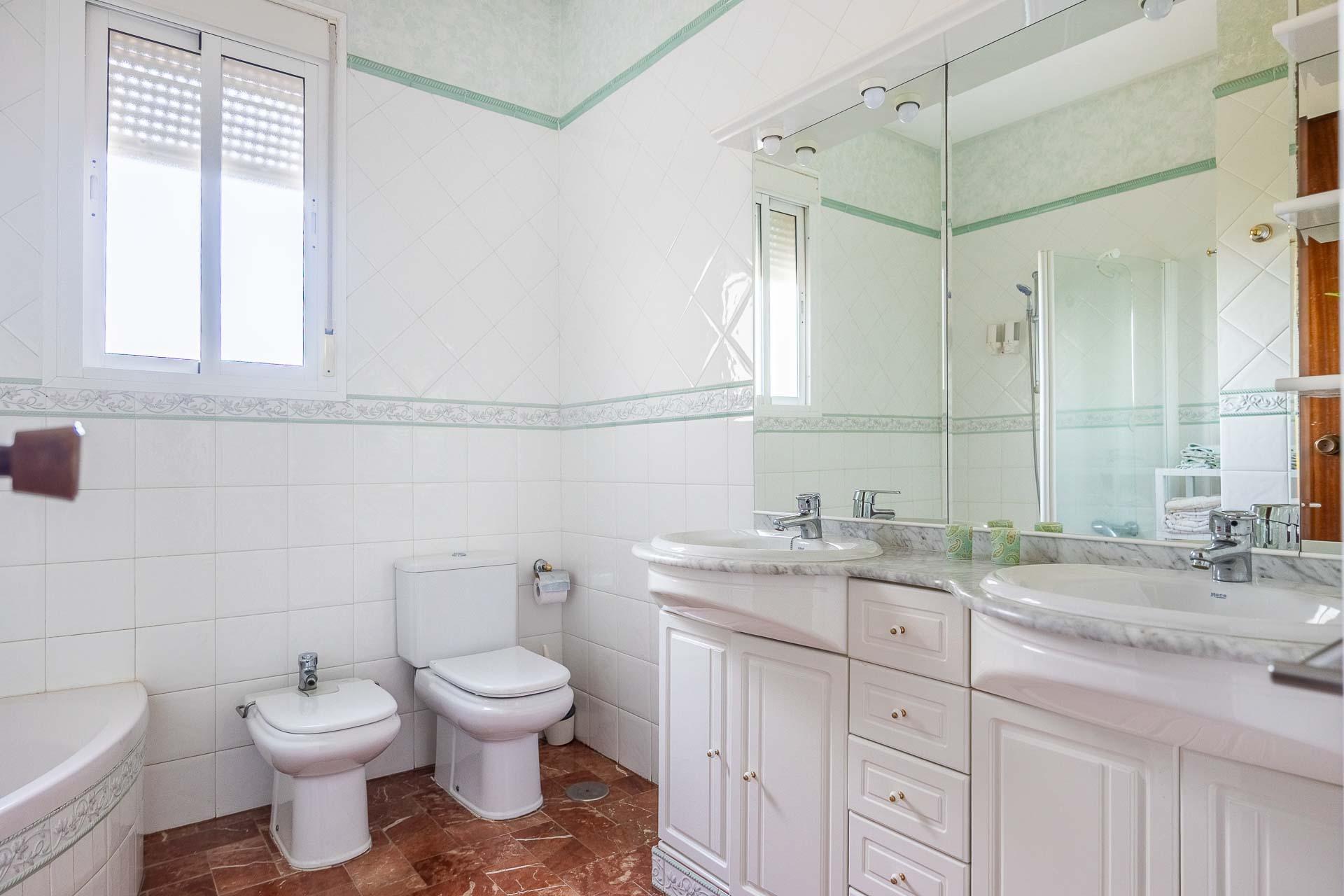 Pisos-Venta-SanlÃºcar la Mayor-2411205-Foto-26