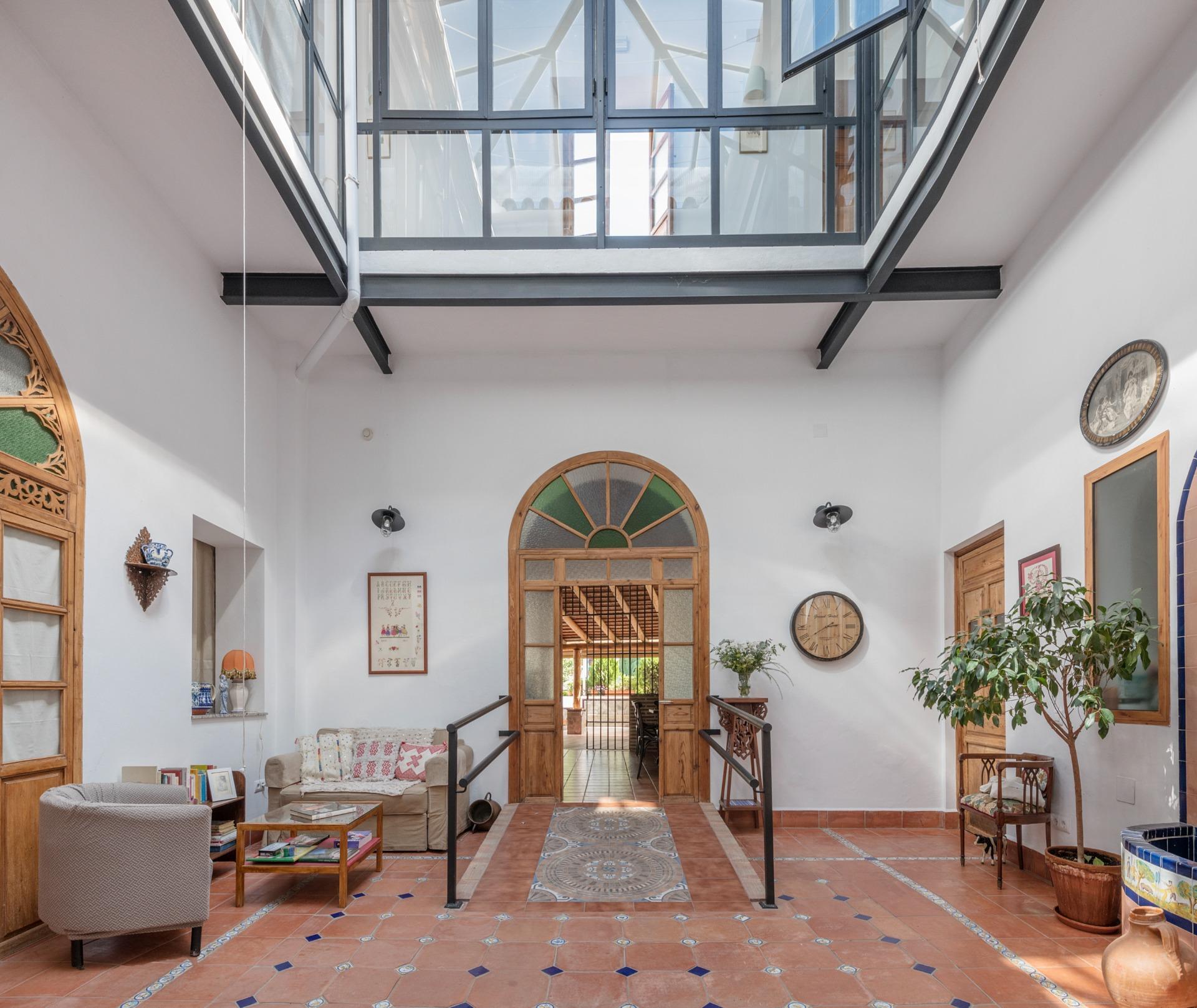 Edificios-Venta-El Pedroso-2411223-Foto-7