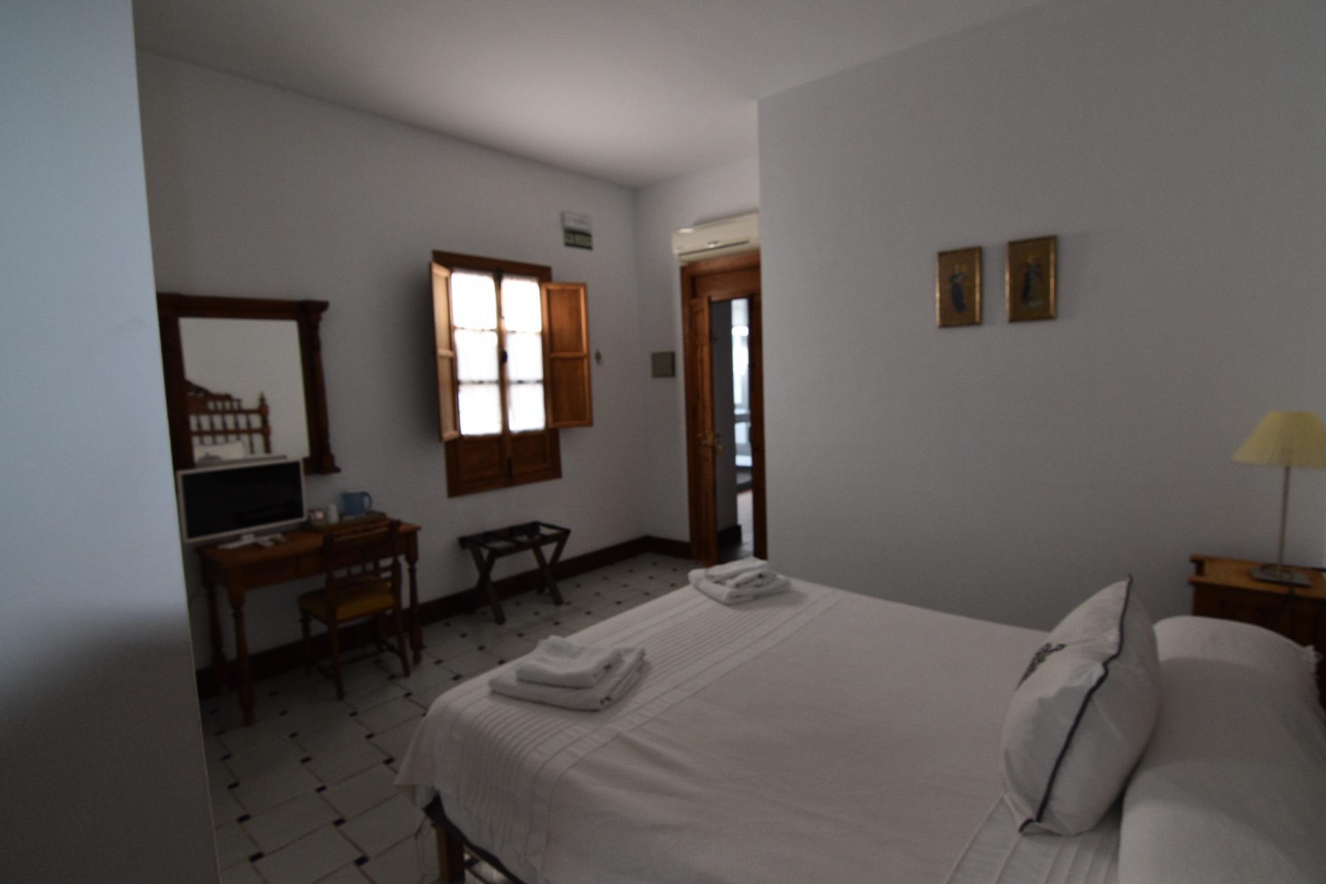 Edificios-Venta-El Pedroso-2411223-Foto-27