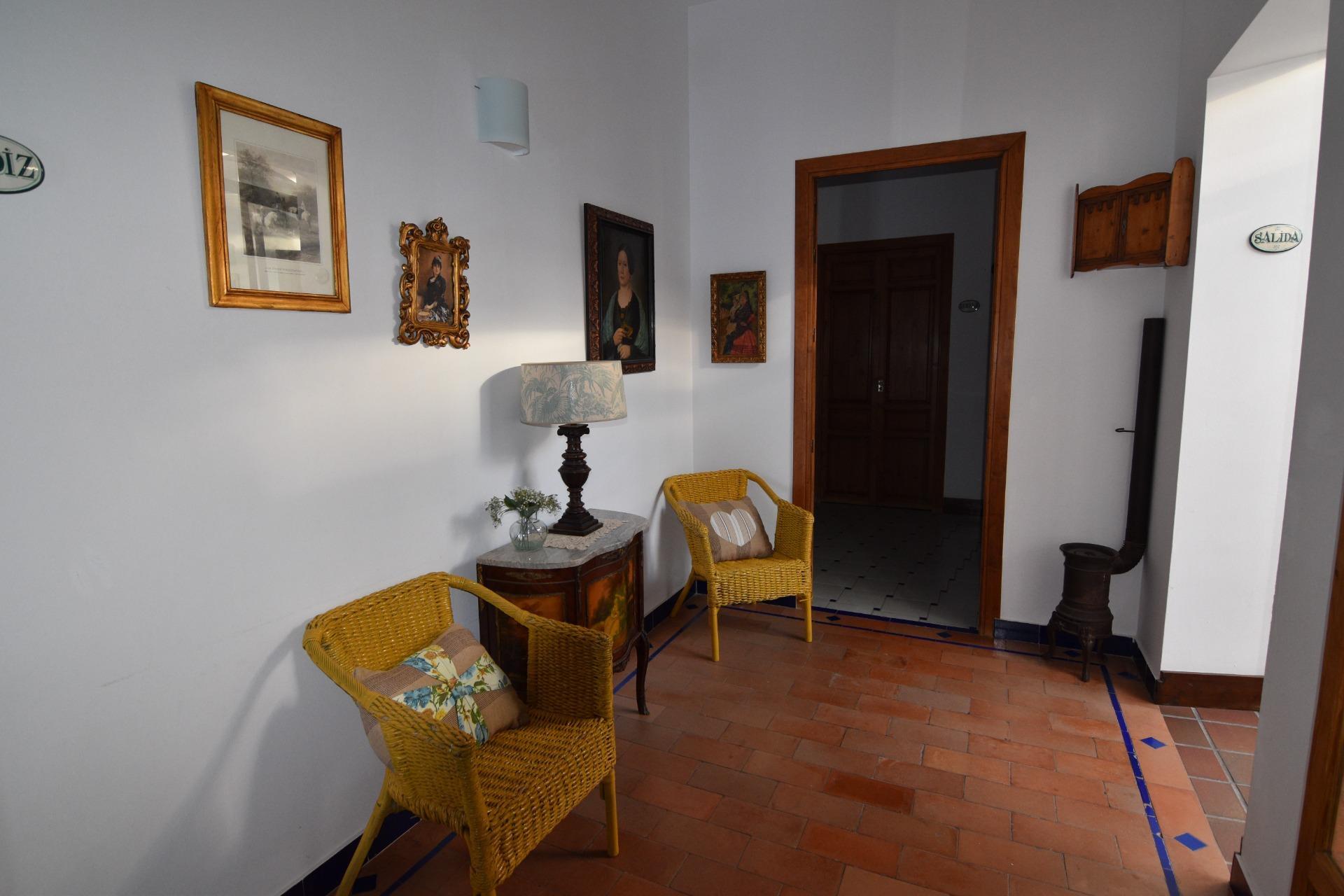 Edificios-Venta-El Pedroso-2411223-Foto-25