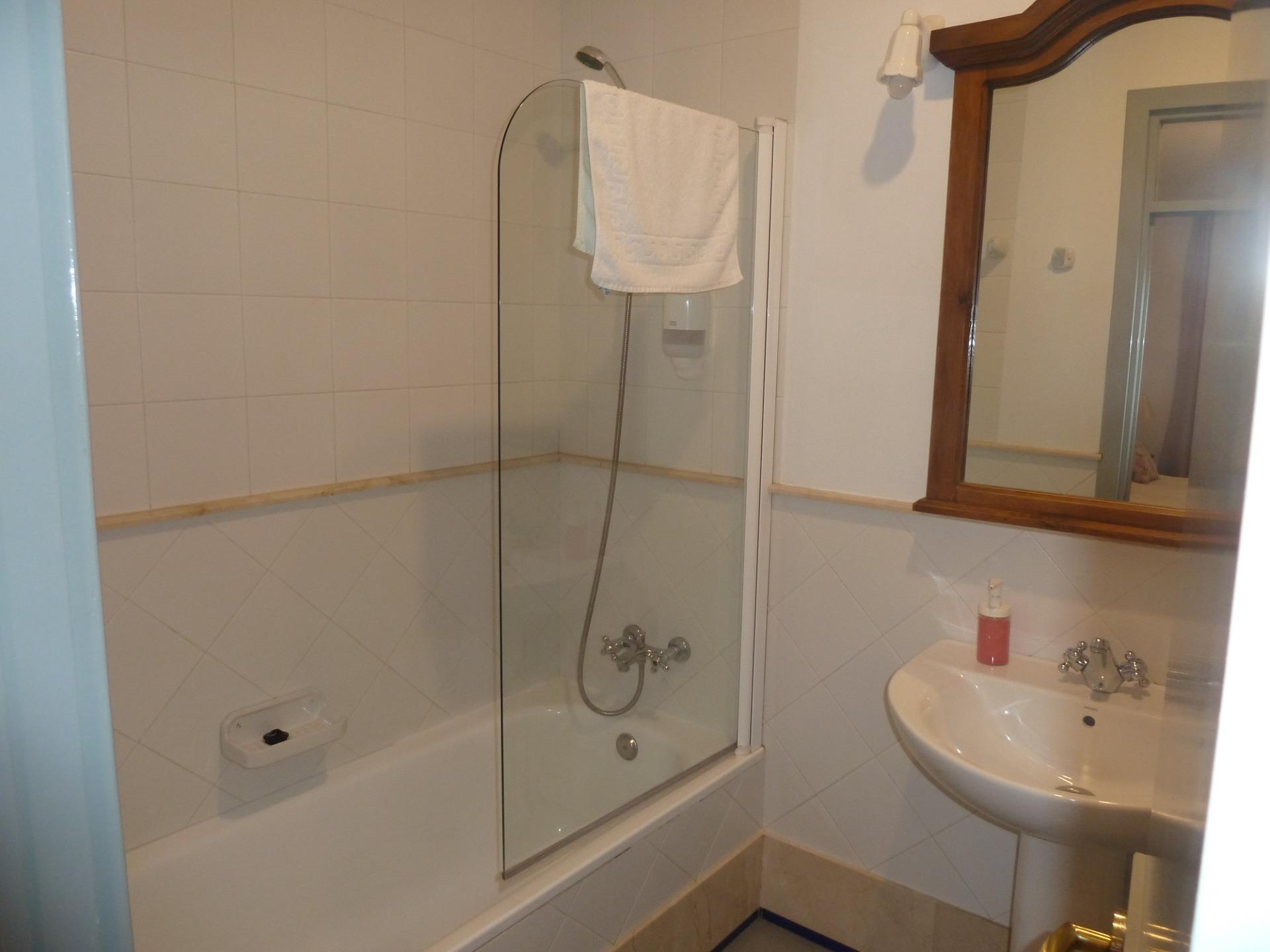 Edificios-Venta-El Pedroso-2411223-Foto-49