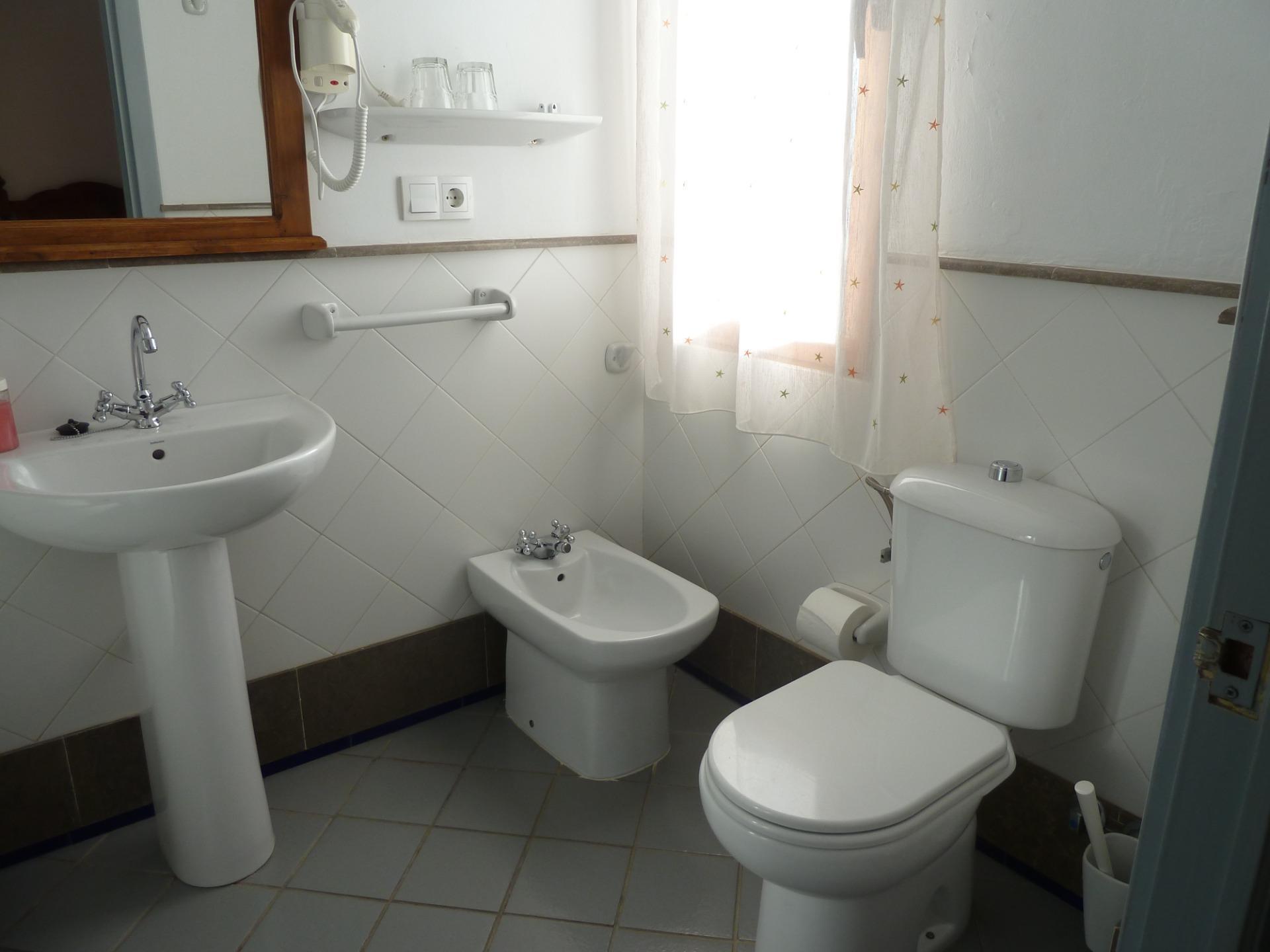 Edificios-Venta-El Pedroso-2411223-Foto-64