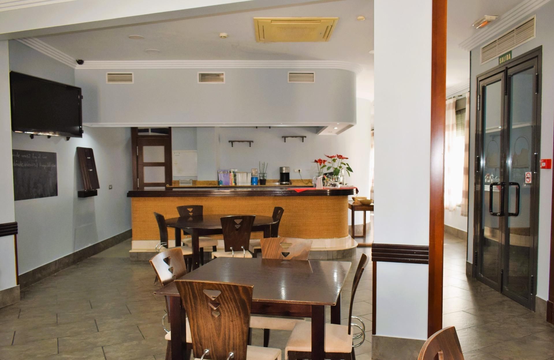Edificios-Venta-San BartolomÃ© de la Torre-1836470-Foto-17