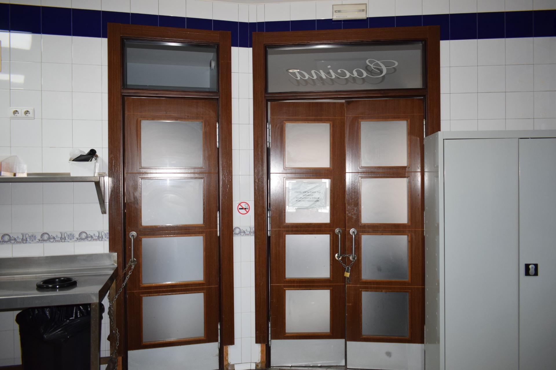 Edificios-Venta-San BartolomÃ© de la Torre-1836470-Foto-31