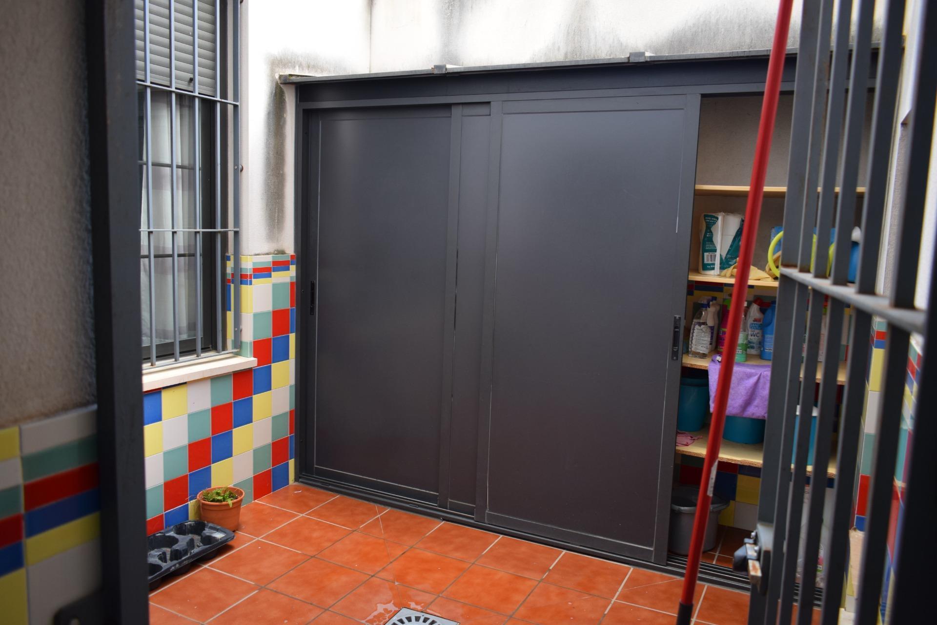 Edificios-Venta-San BartolomÃ© de la Torre-1836470-Foto-35