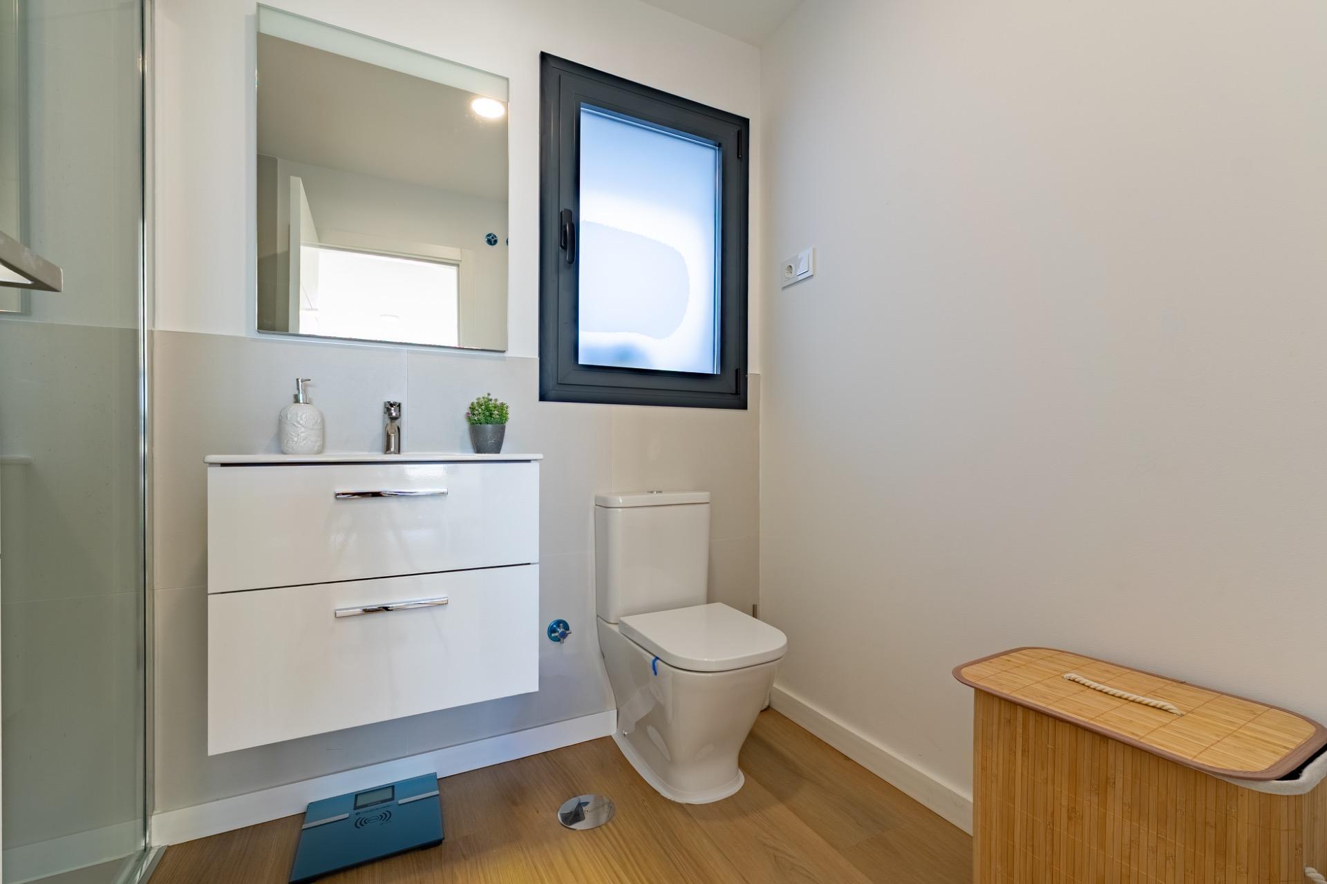 Pisos-Venta-BenalmÃ¡dena-2417042-Foto-11