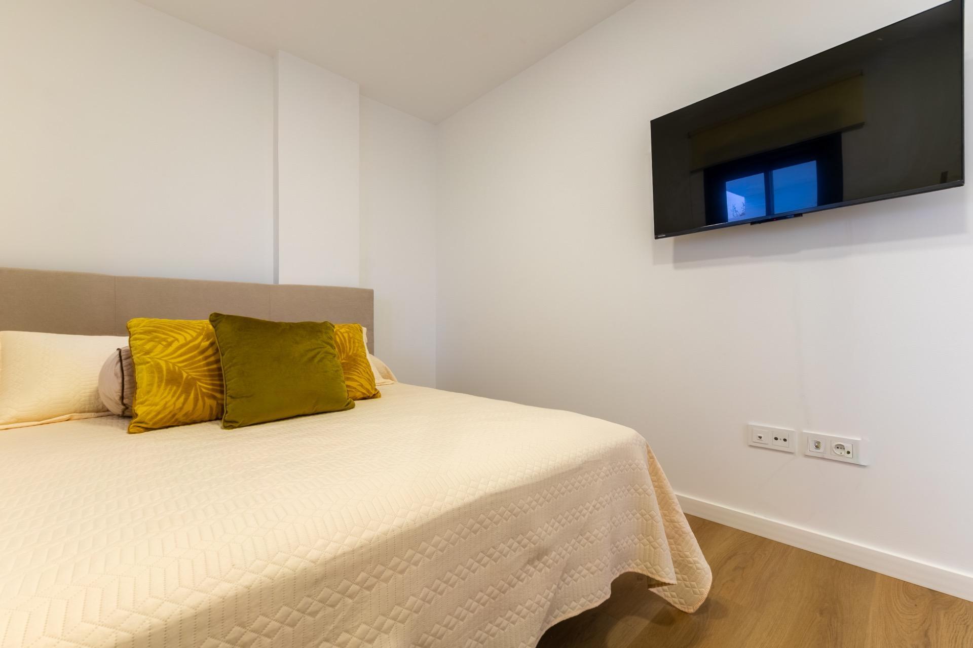 Pisos-Venta-BenalmÃ¡dena-2417042-Foto-17