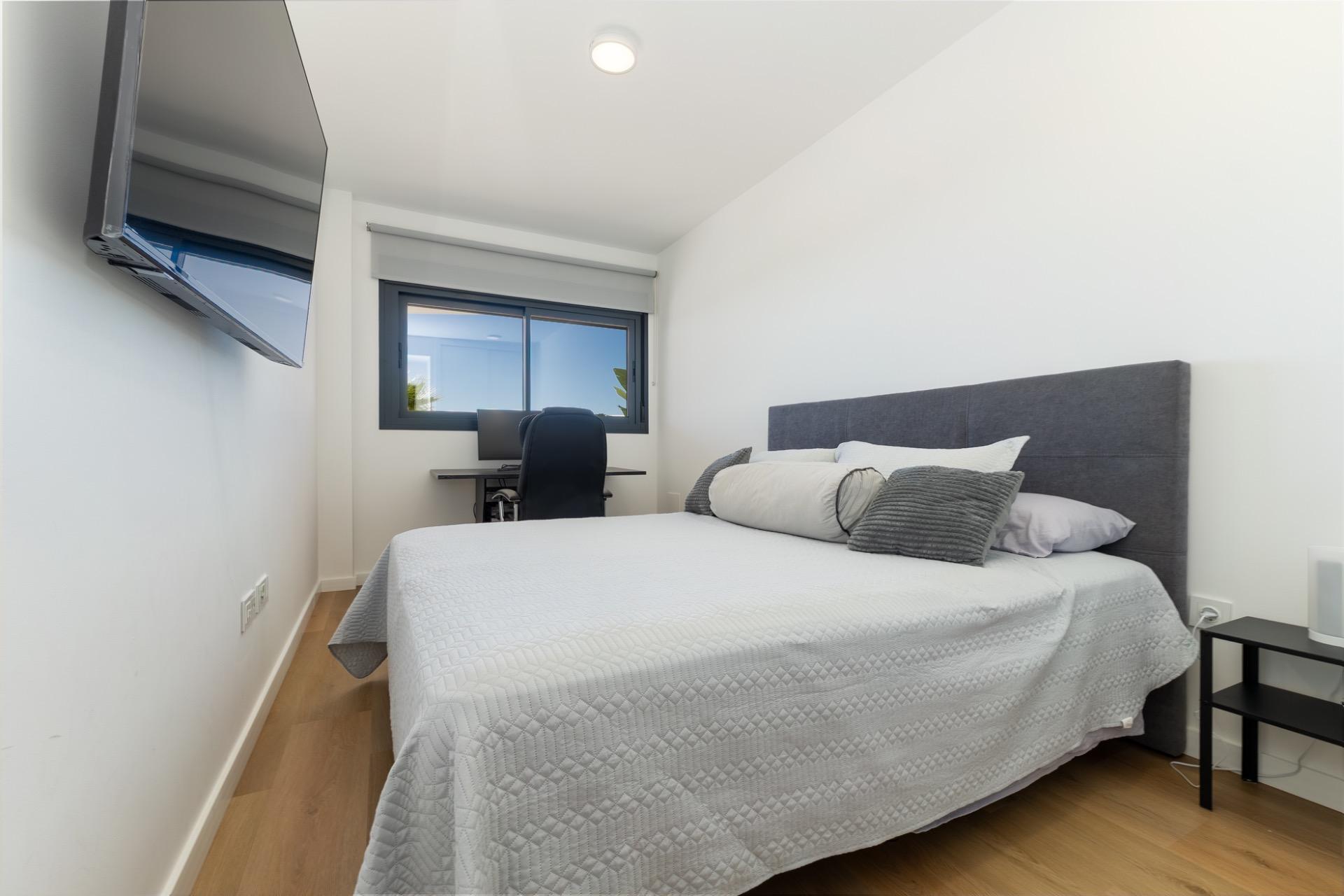 Pisos-Venta-BenalmÃ¡dena-2417042-Foto-18