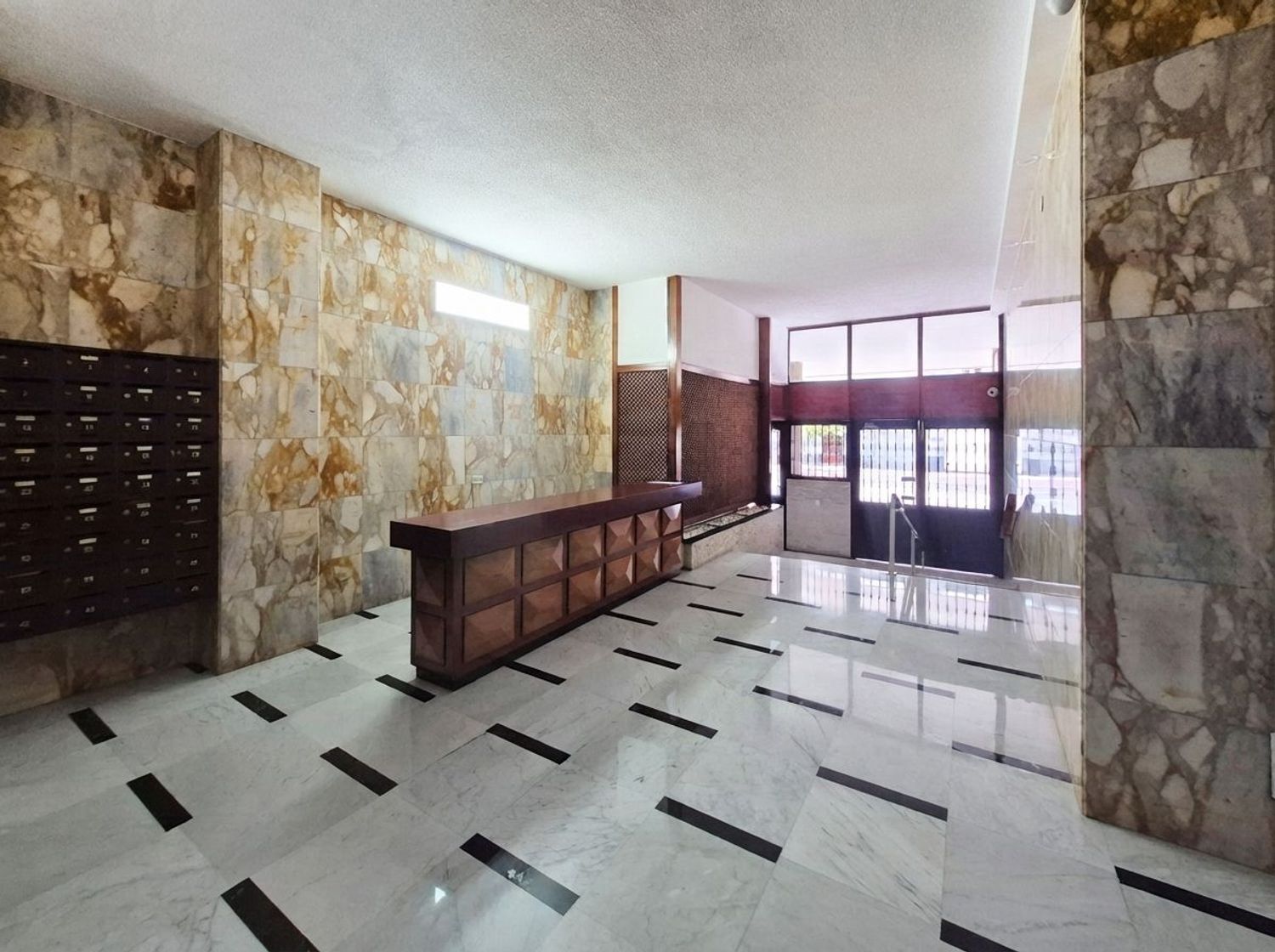 Oficinas-Venta-Las Palmas de Gran Canaria-2417680-Foto-3