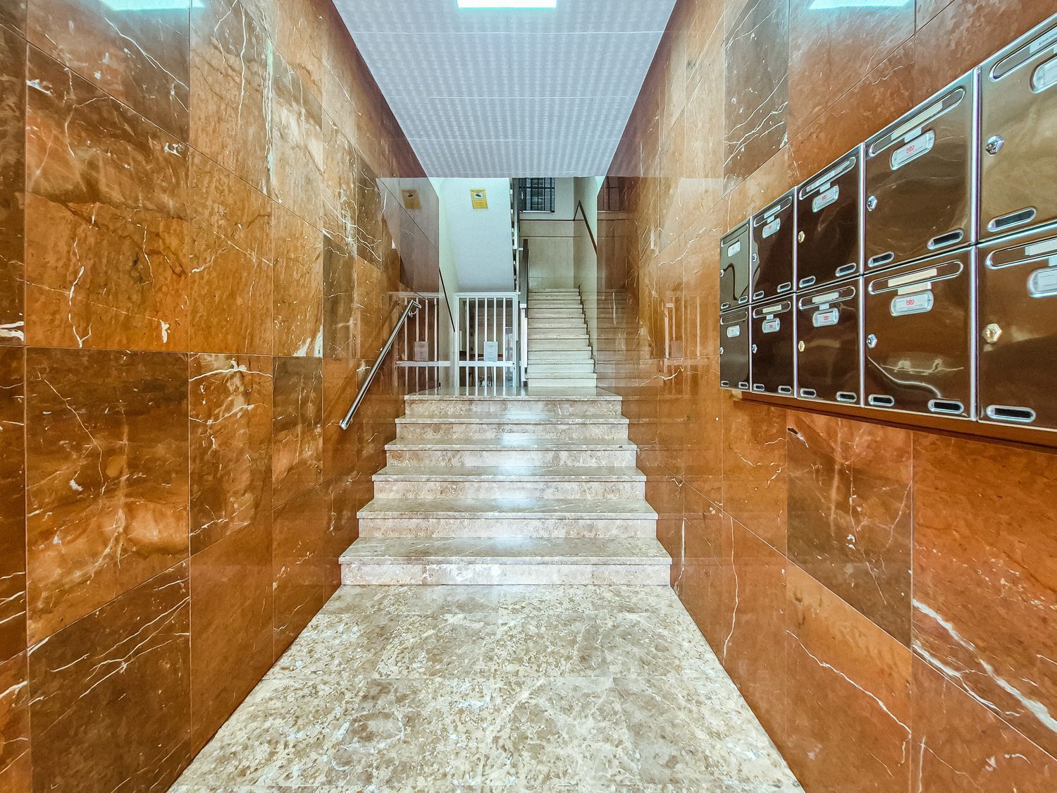 Edificios-Venta-Las Palmas de Gran Canaria-2417569-Foto-4