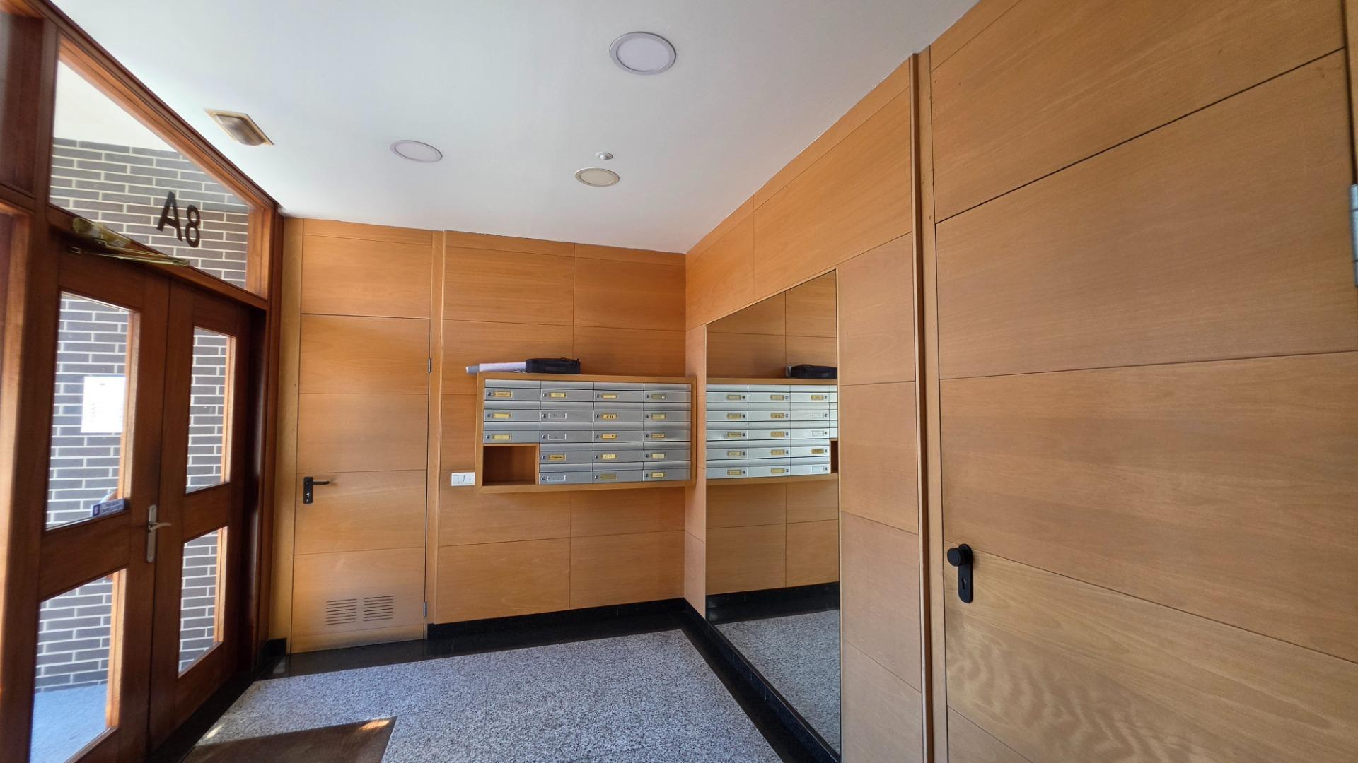 Pisos-Venta-Torrelavega-2417066-Foto-2