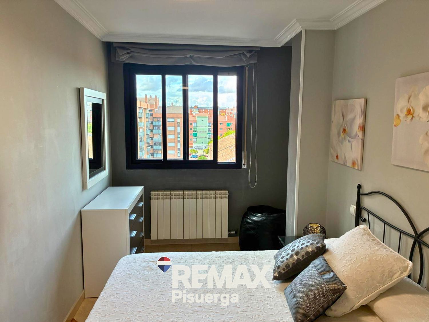 Piso en alquiler  Valladolid  12/28