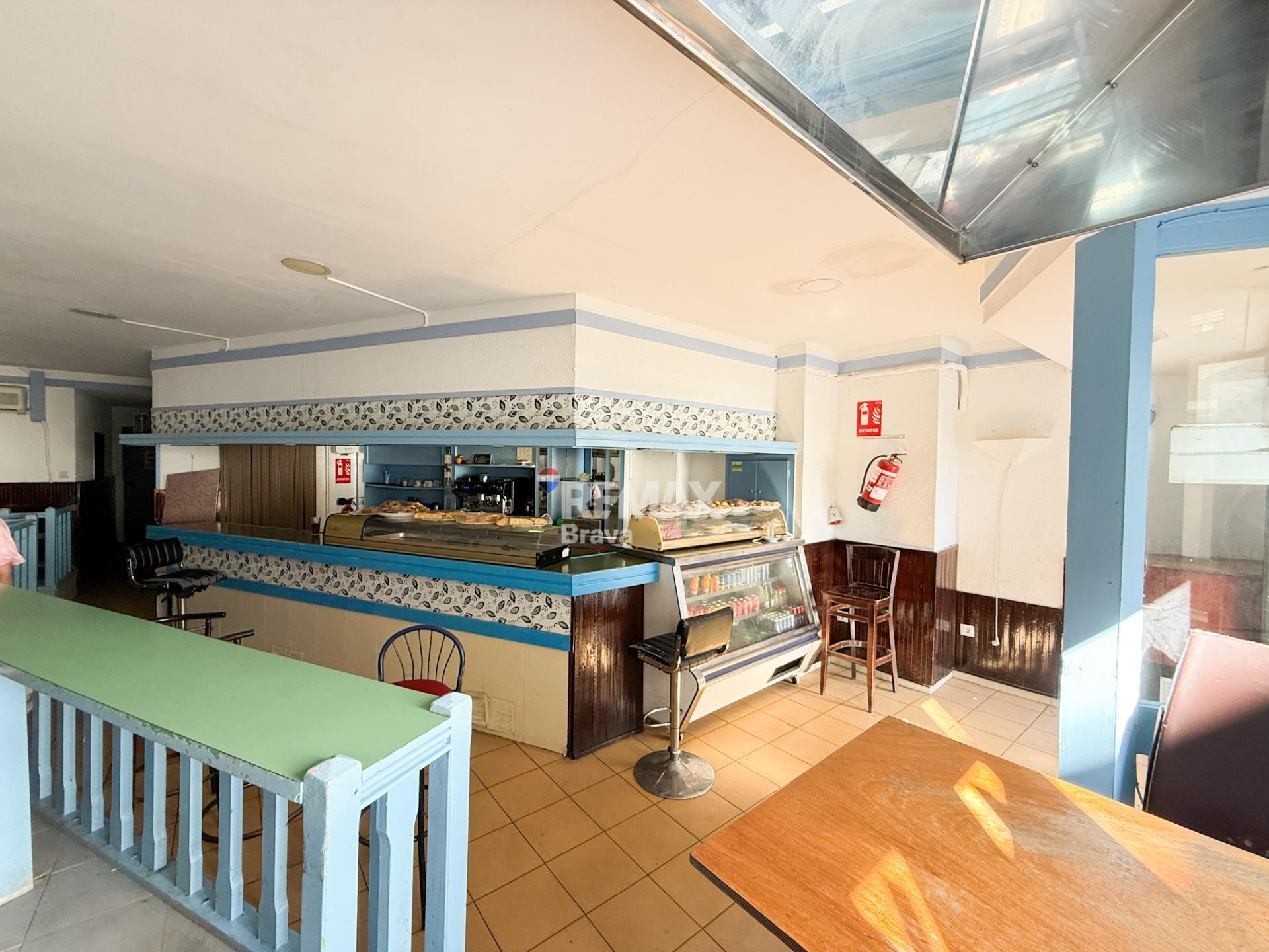 Negocios-Venta-Roses-2416091-Foto-5