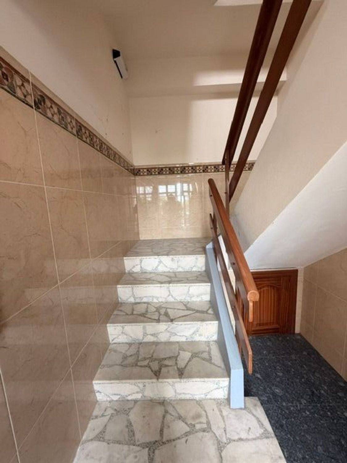 Edificios-Venta-NarÃ³n-2418446-Foto-21