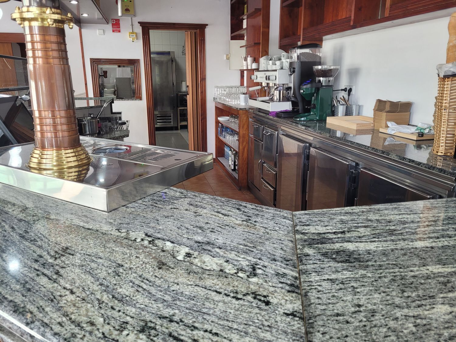 Negocios-Venta-Santiago de Compostela-2418146-Foto-24