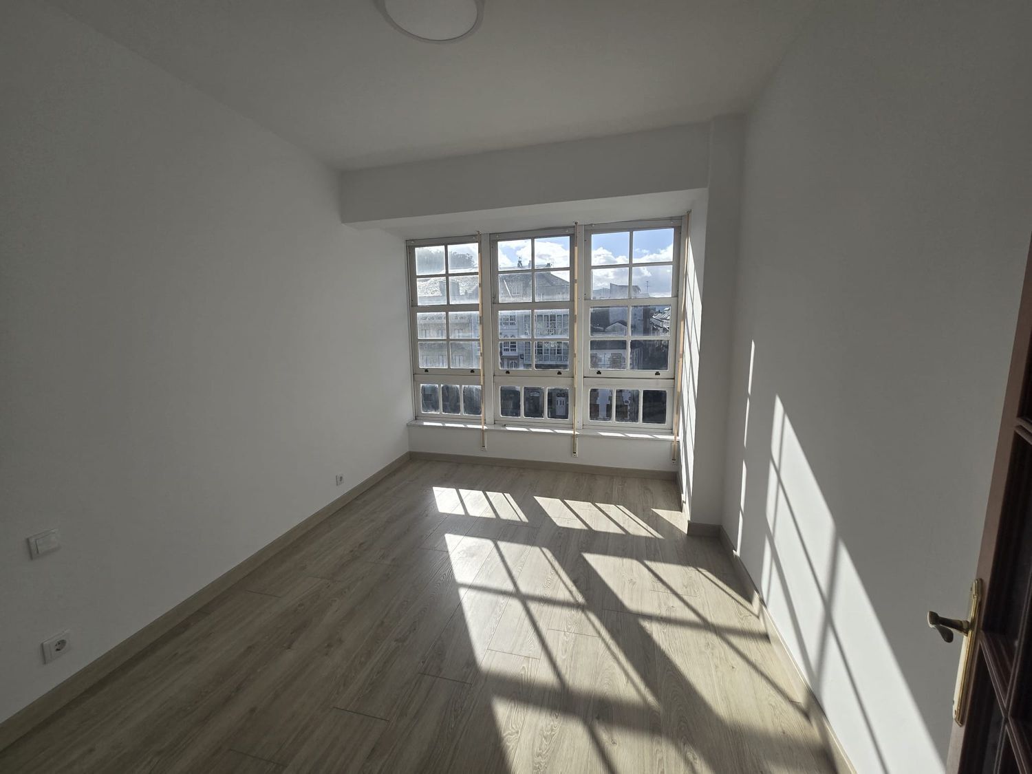 Pisos-Venta-Viveiro-2417978-Foto-8