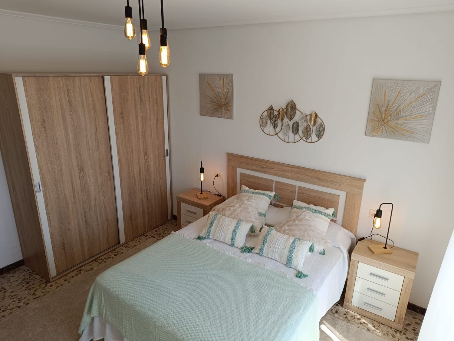 Edificios-Venta-MaÃ±Ã³n-2418476-Foto-18