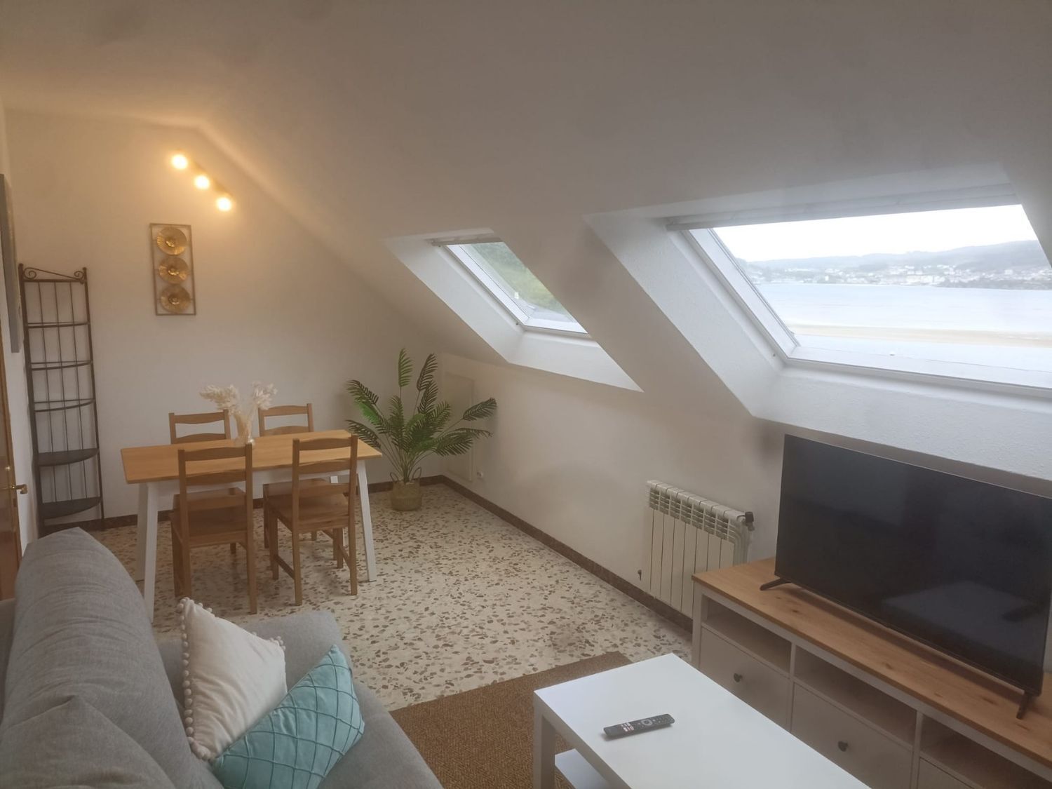 Edificios-Venta-MaÃ±Ã³n-2418476-Foto-26