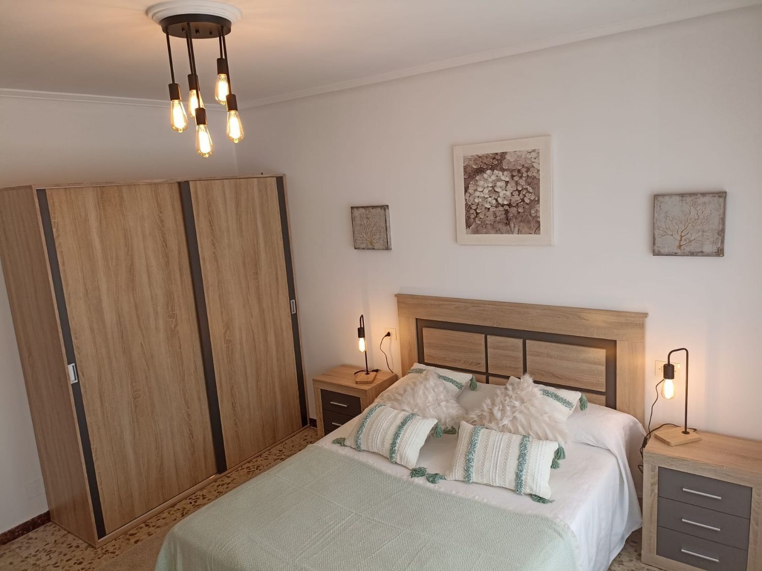 Edificios-Venta-MaÃ±Ã³n-2418476-Foto-40