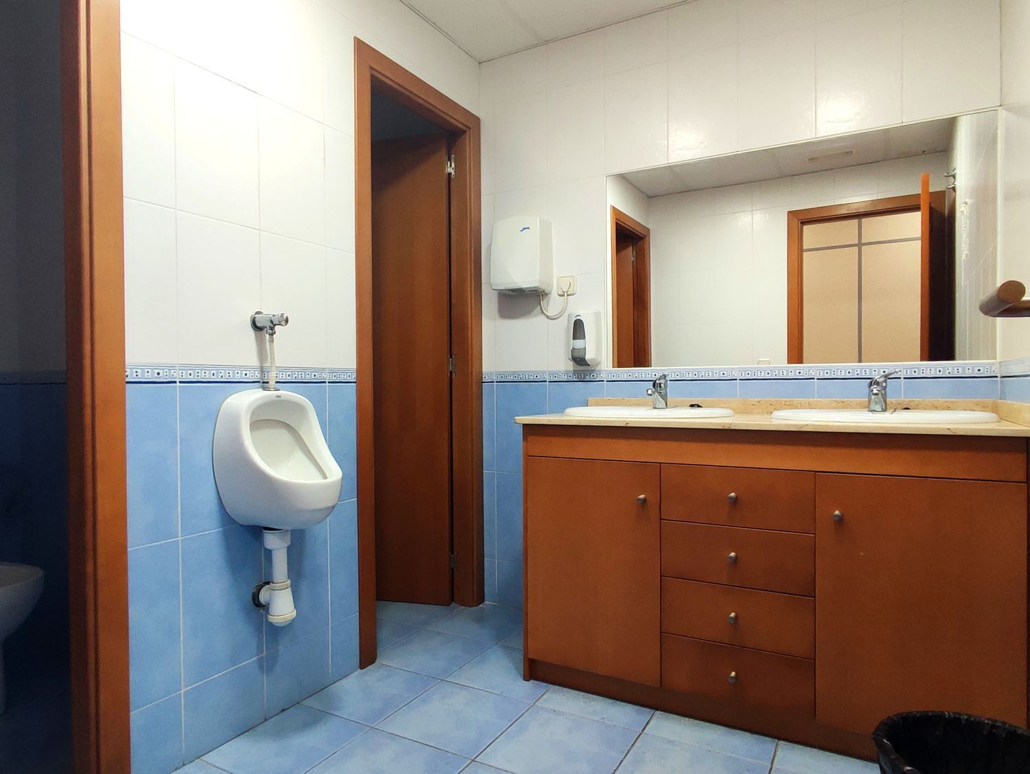 Negocios-Venta-Culleredo-2418422-Foto-33