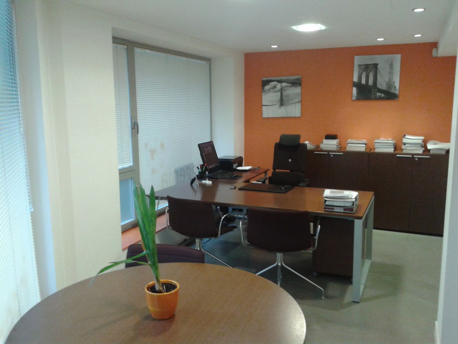 Oficinas-Alquiler-2418386