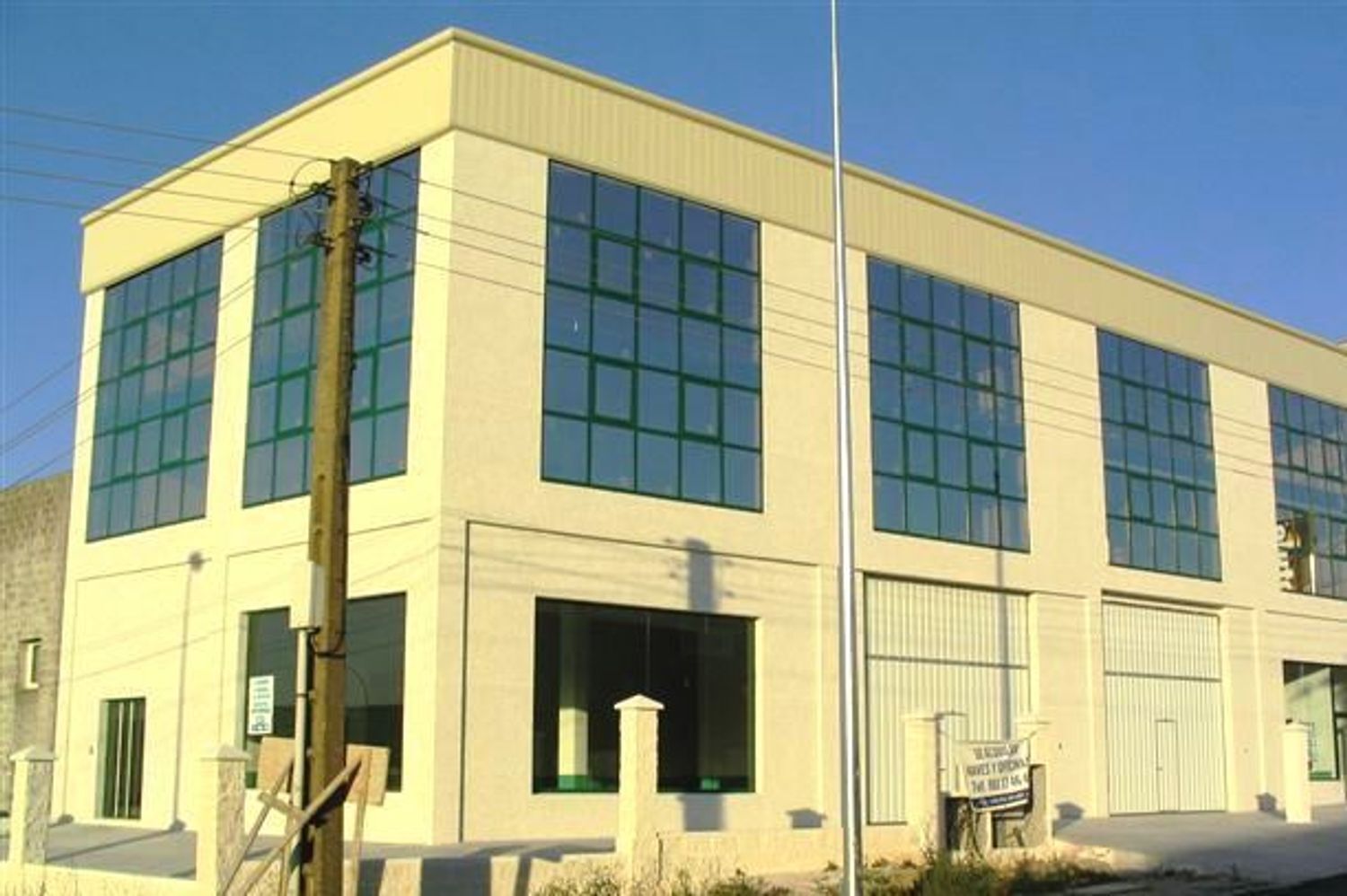 Oficinas-Alquiler-2418740